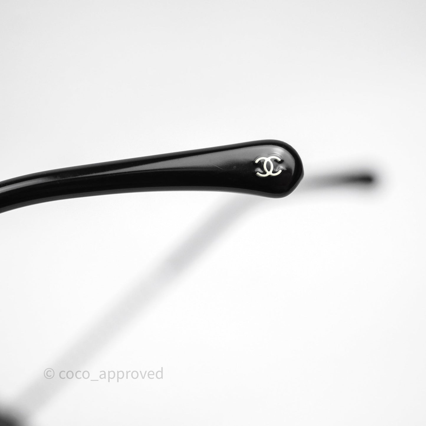 Chanel Round Sunglasses With Chain Black