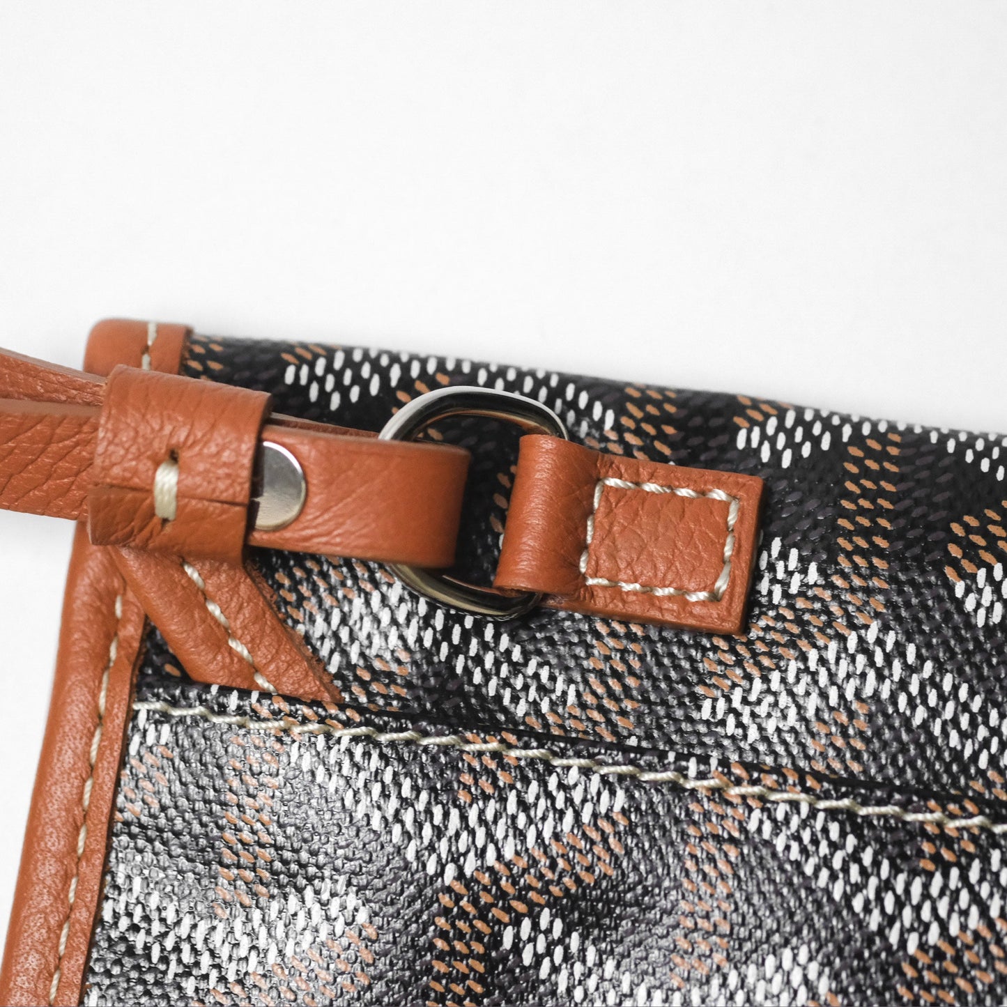 Goyard Saint Louis Tote PM⁣⁣⁣⁣⁣⁣⁣⁣⁣⁣⁣⁣⁣⁣⁣⁣⁣⁣⁣⁣ Black/Tan