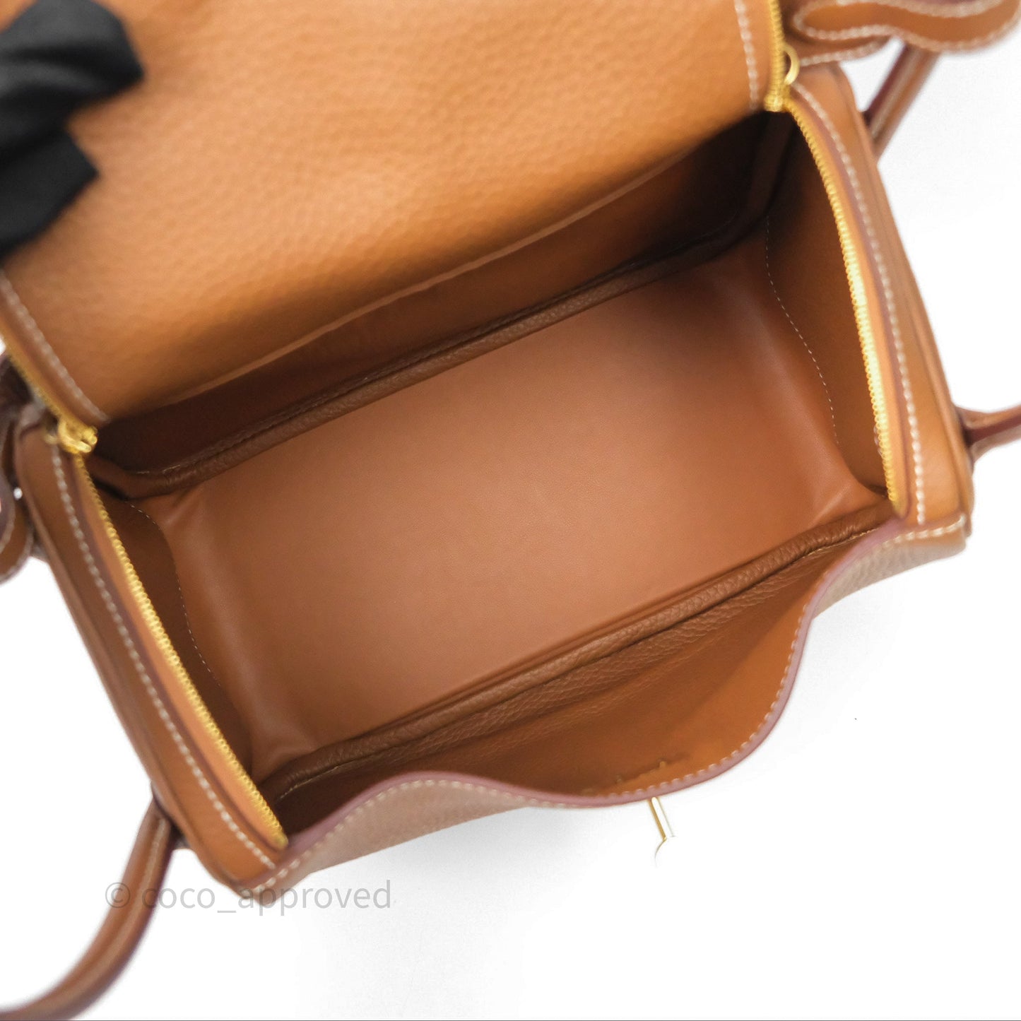Hermès Lindy 26 Gold 37 Clemence Gold Hardware
