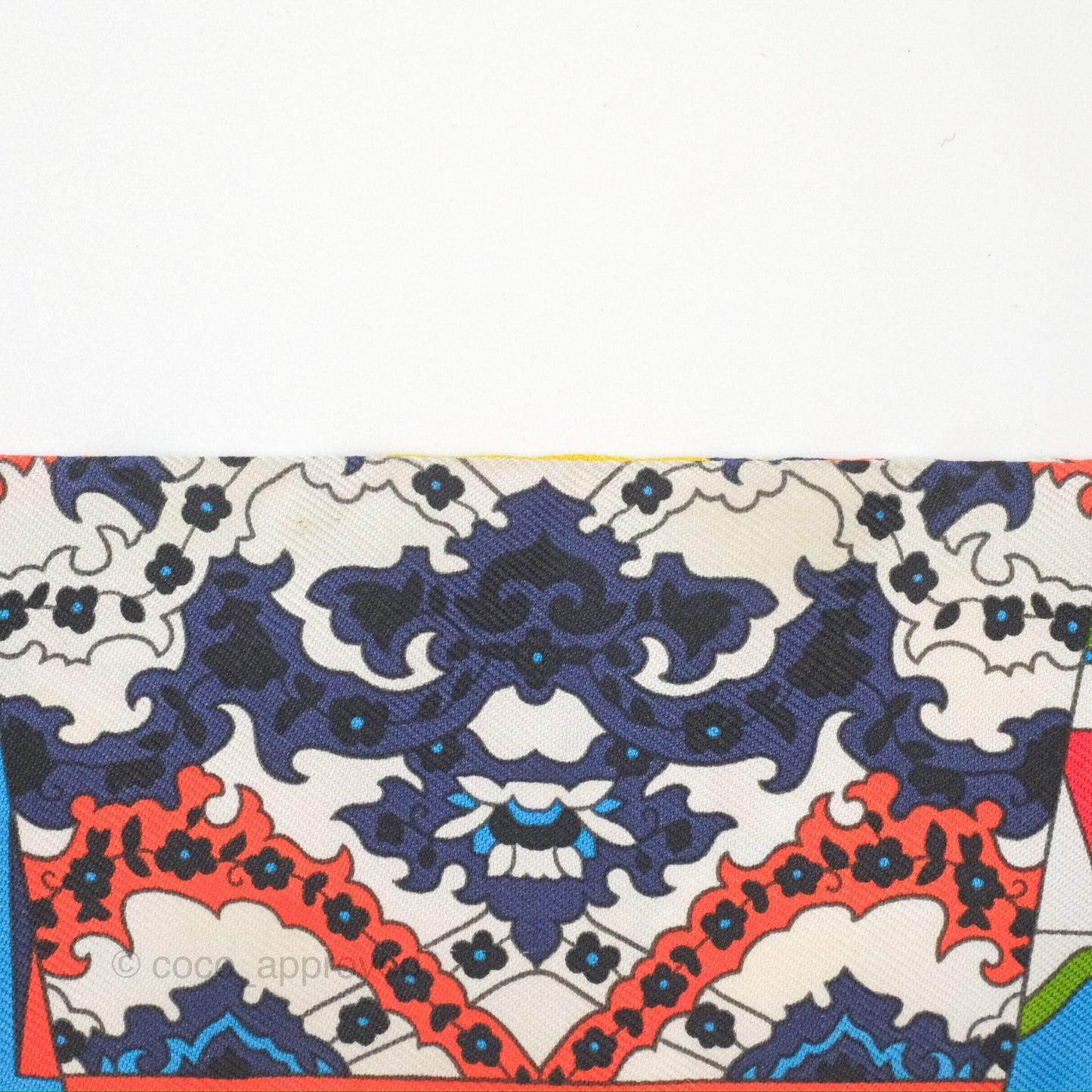 Hermes De l'Ombrelle Aux Duels Sticker Silk Twilly