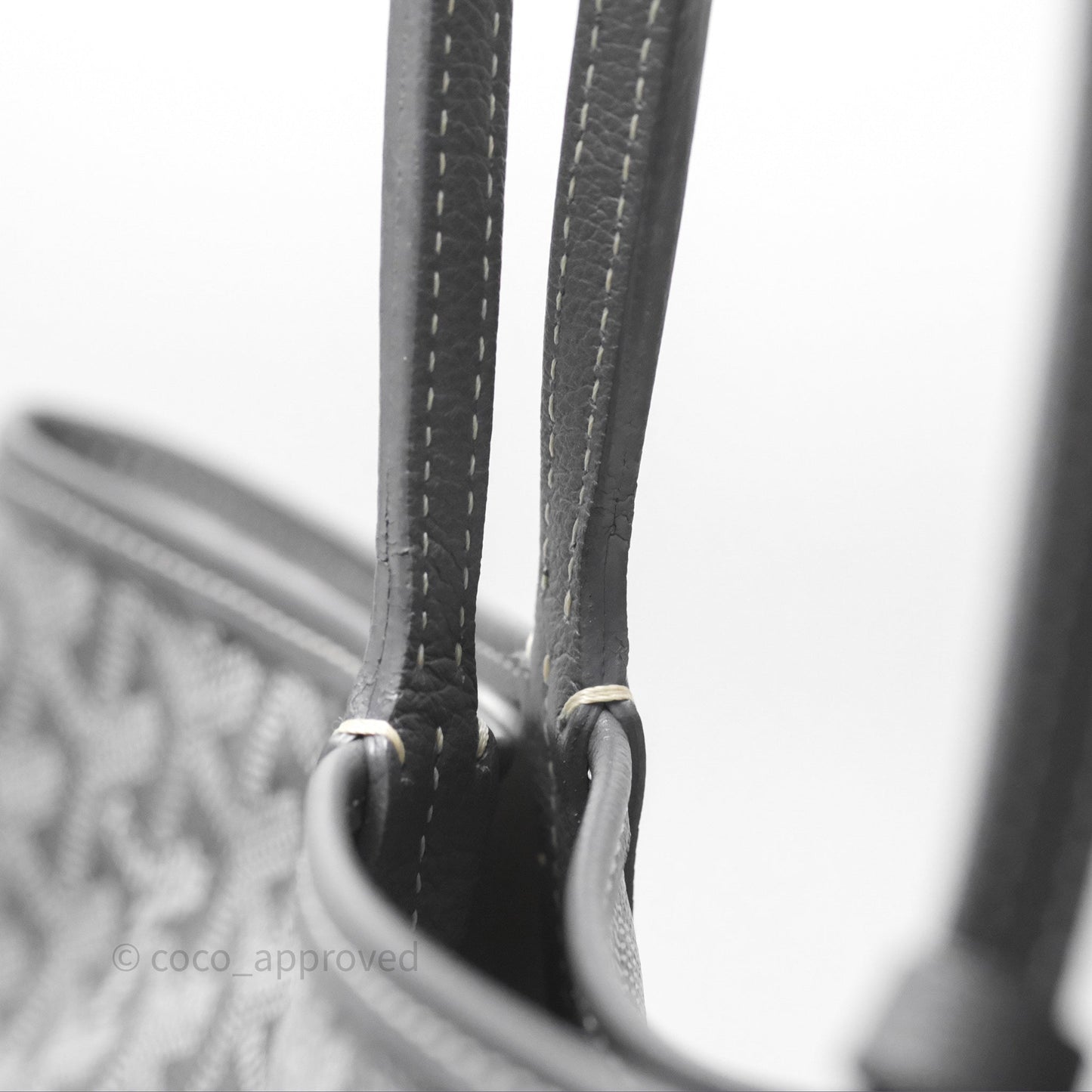 Goyard St Louis Tote PM ⁣⁣⁣⁣⁣⁣⁣⁣⁣⁣⁣⁣⁣⁣⁣⁣⁣⁣⁣⁣Grey