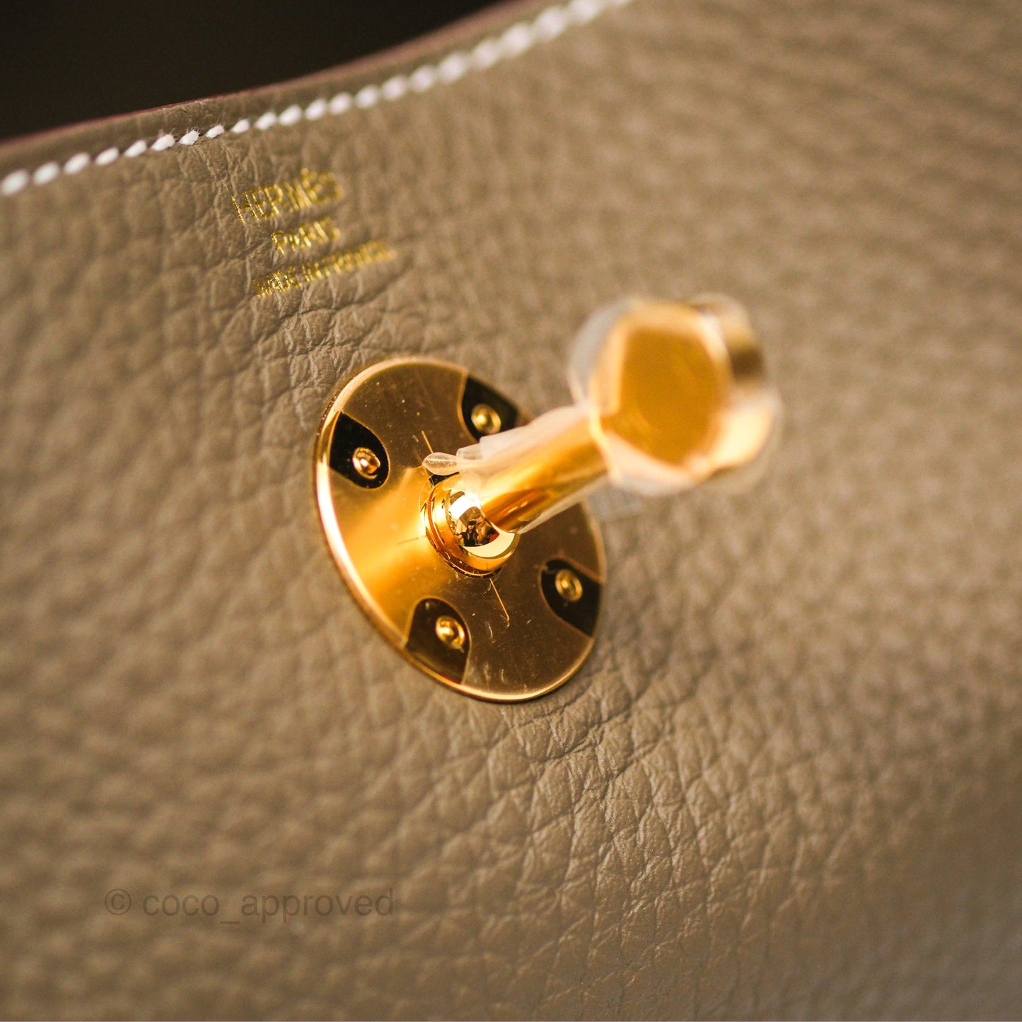 Hermès Lindy 26 Etoupe Clemence Gold Hardware