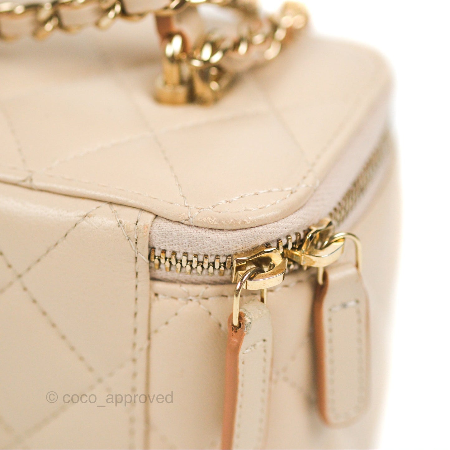 Chanel Vanity Rectangular Top Handle Ecru/Beige Lambskin Gold Hardware 23P