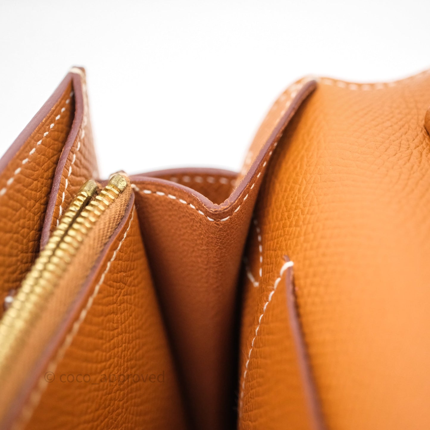 Hermès Kelly To Go Wallet Gold 37 Epsom Gold Hardware