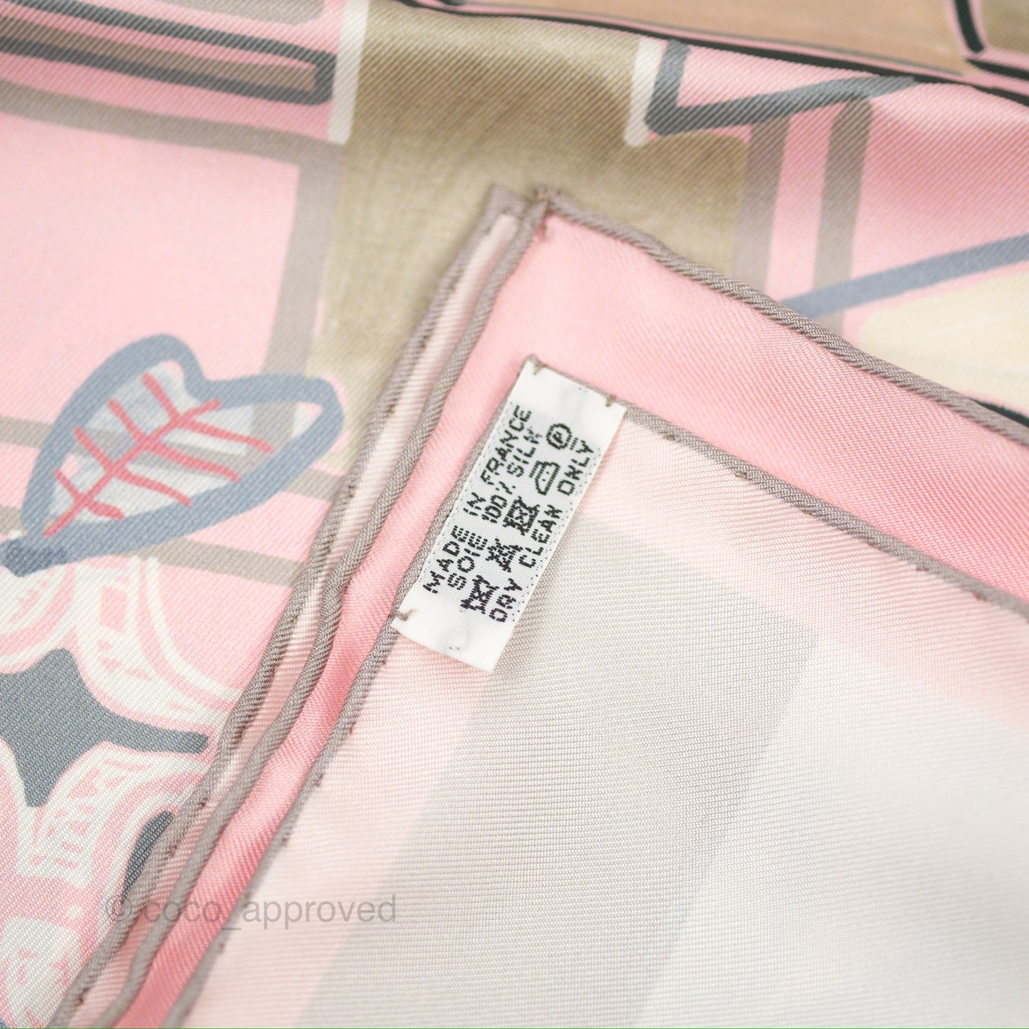Hermès Modernisme Tropical Scarf 90
