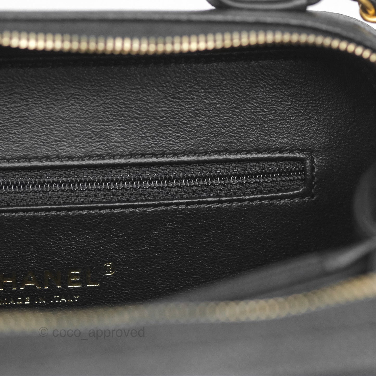 Chanel Quilted Medium CC Filigree Vanity Case Black Caviar Aged Gold Hardware