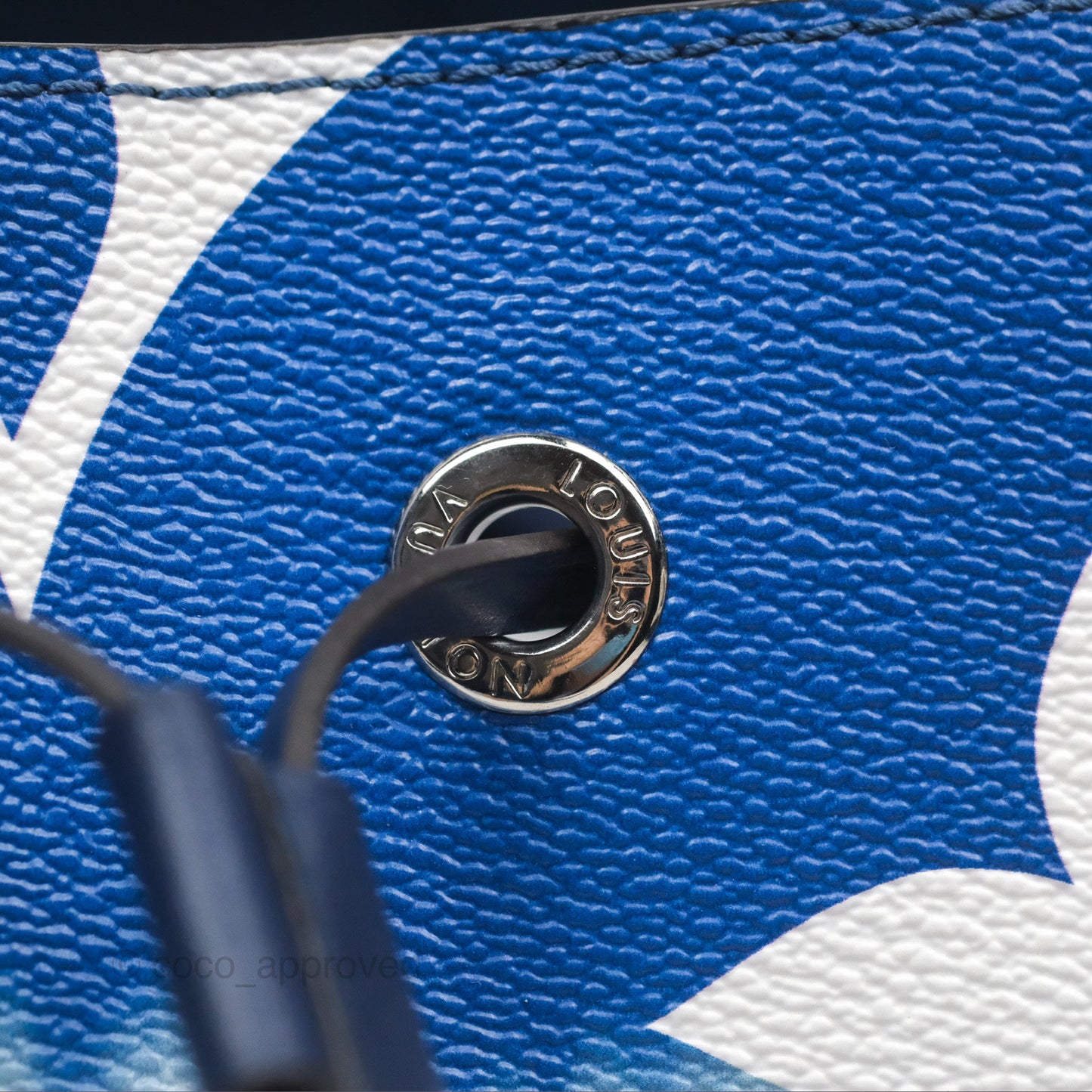 Louis Vuitton Escale Néonoé MM Monogram Blue