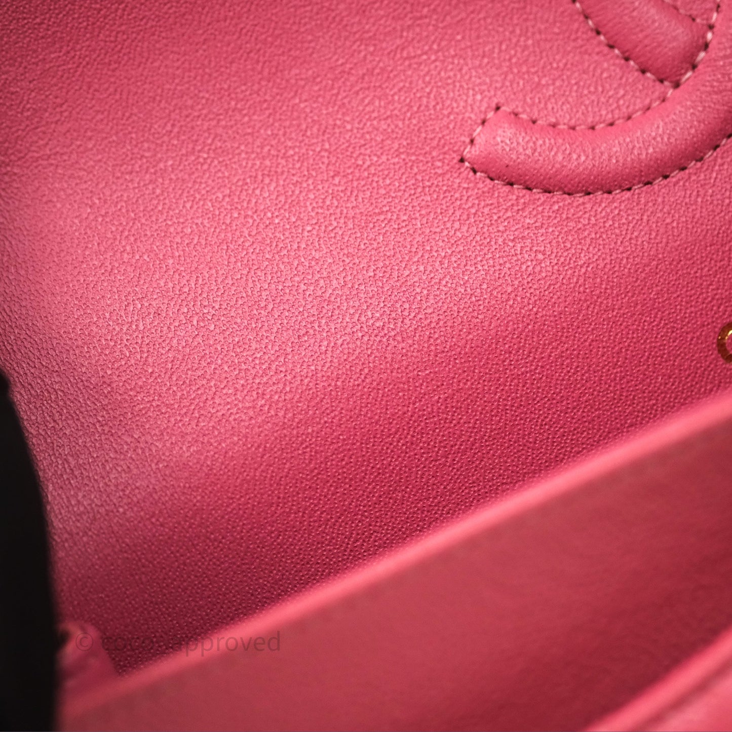 Chanel Classic M/L Medium Flap Quilted Pink Caviar Gold Hardware