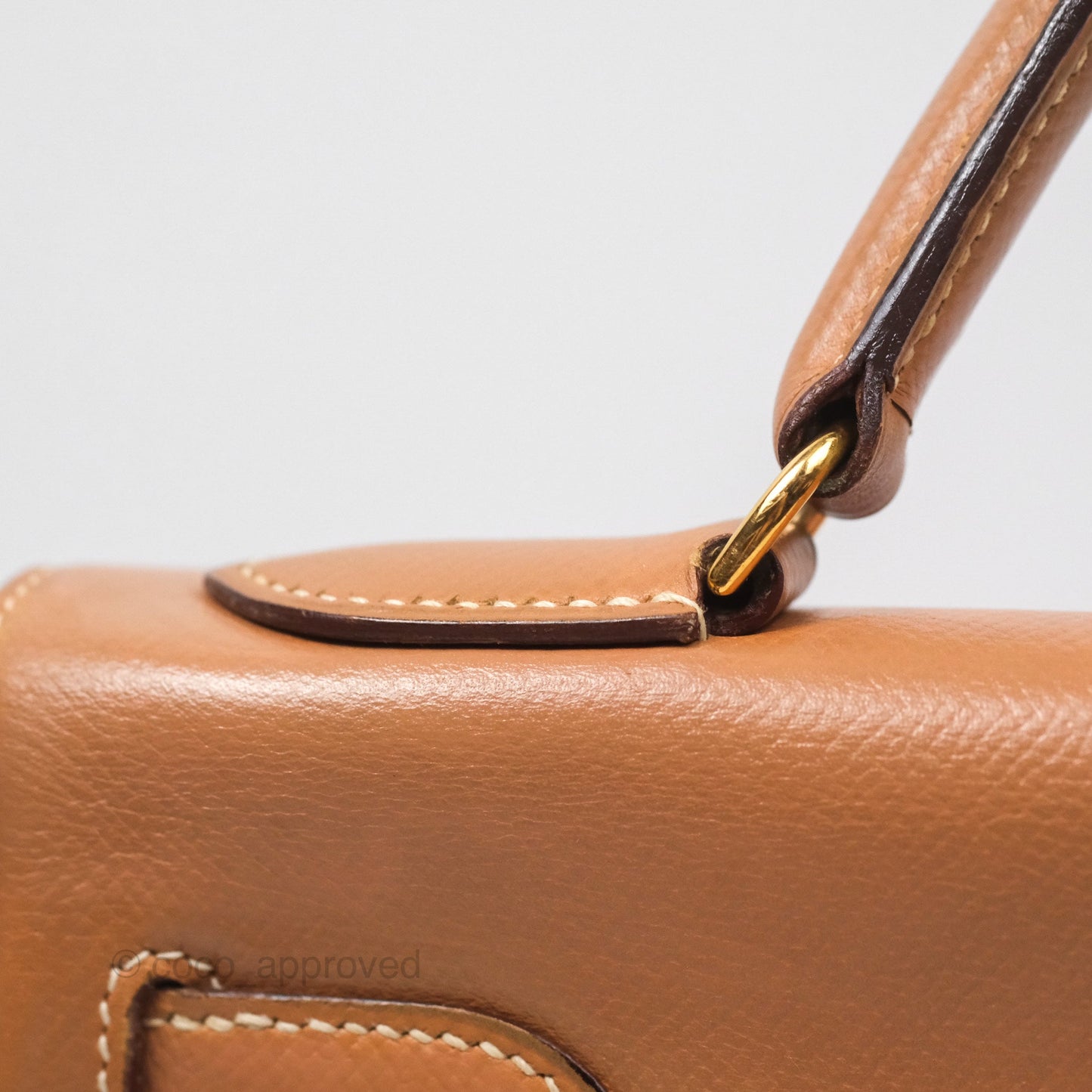 Hermes Vintage Kelly 32 Retourne Natural Gold Hardware