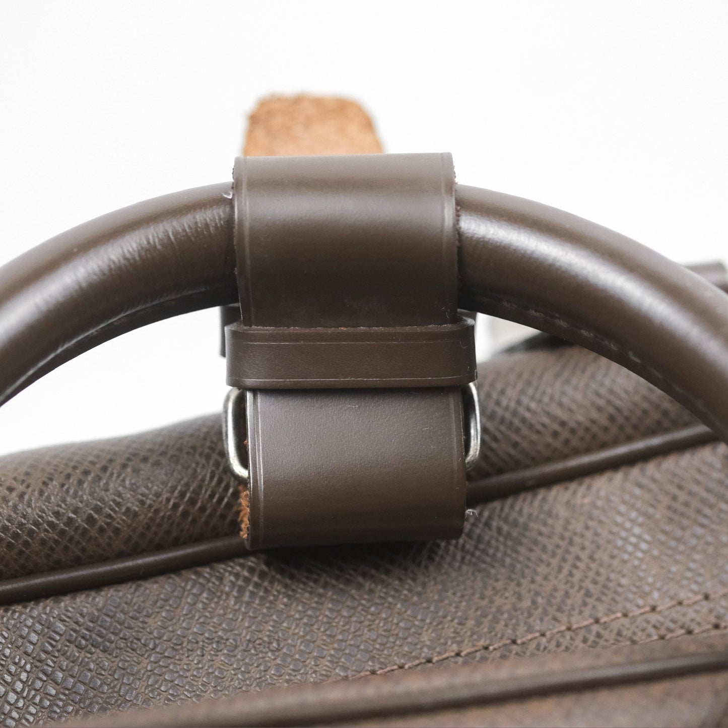 Louis Vuitton Vintage Kendall PM in Brown Taiga Leather