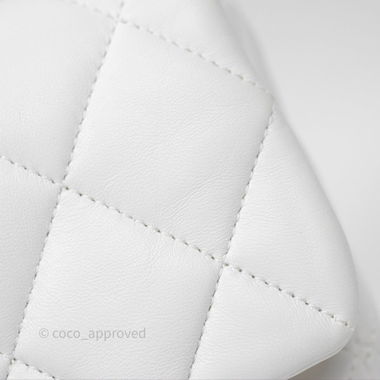 Chanel Small Flap Bag White Lambskin Aged Gold and Lacquered Metal 22S