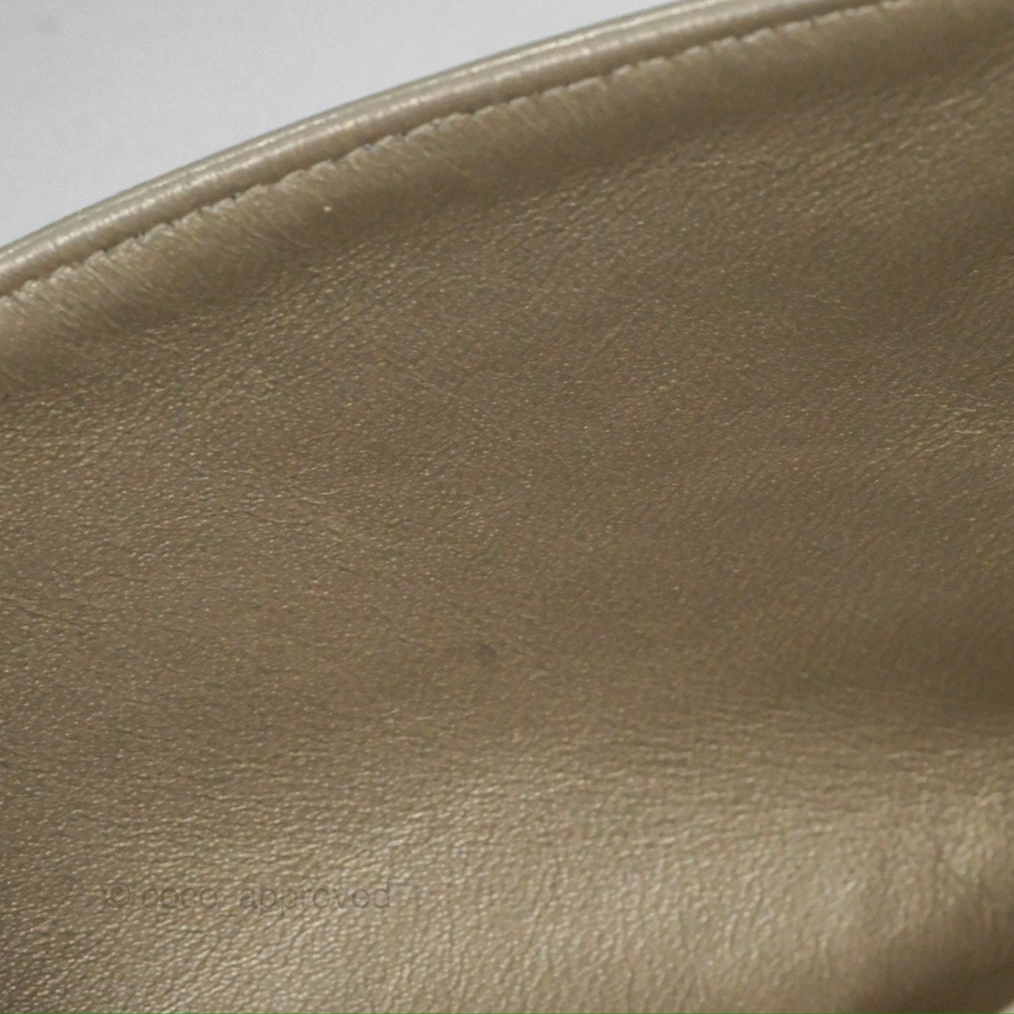 Chanel Classic M/L Medium Flap Quilted Gold Caviar Gold Gold Hardware