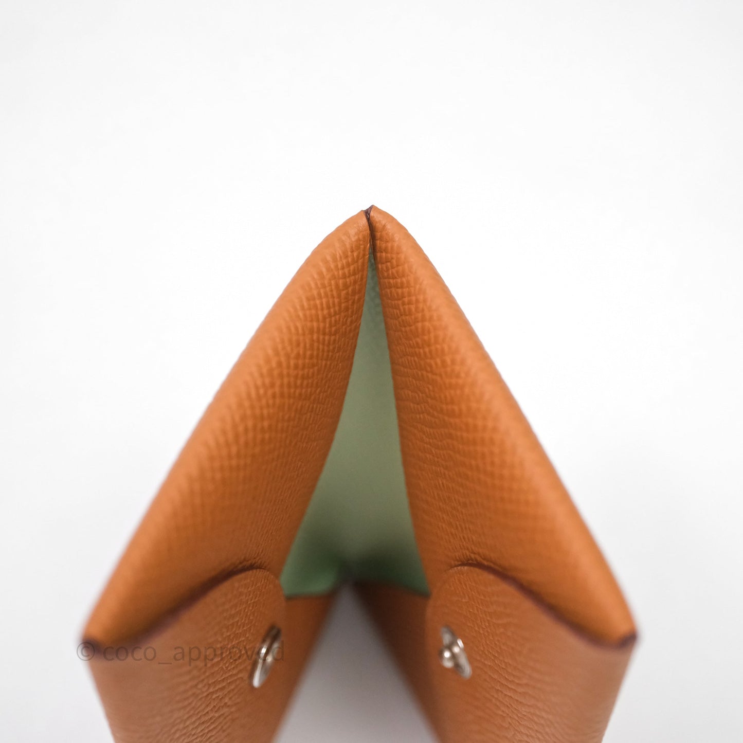 Hermès Calvi Card Holder Gold Epsom