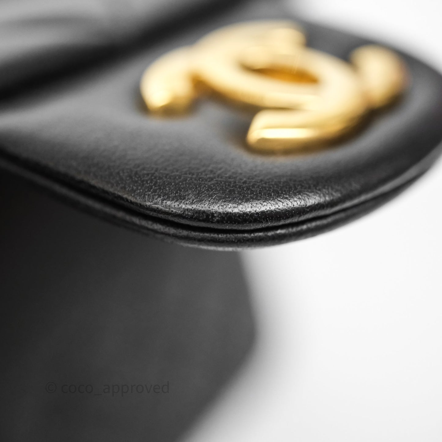 Chanel Quilted Classic M/L Medium Flap  Black Lambskin Gold Hardware