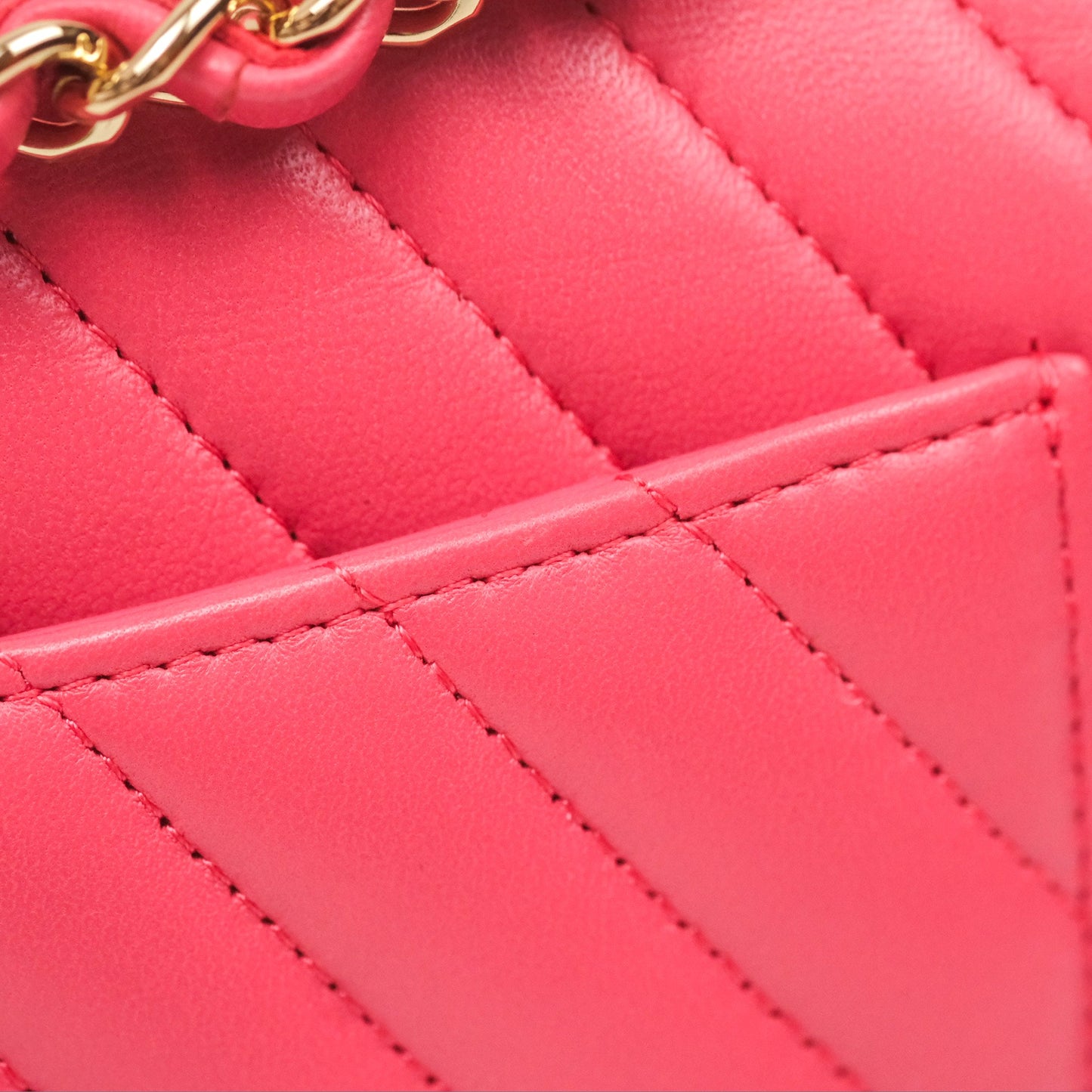 Chanel Medium Classic Flap Chevron Pink Lambskin Gold Hardware