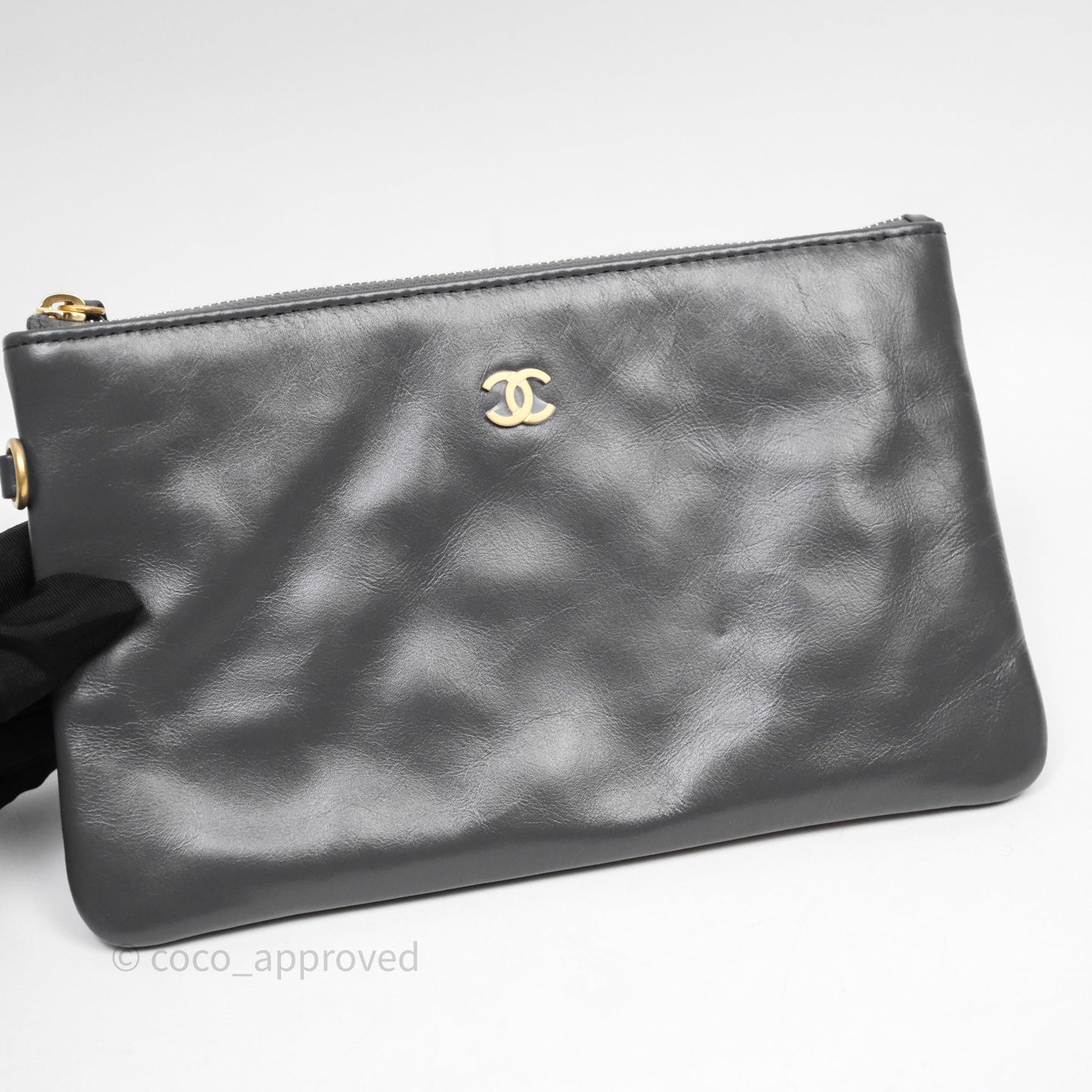 Chanel 22 Bag Medium Dark Grey Calfskin Gold Hardware