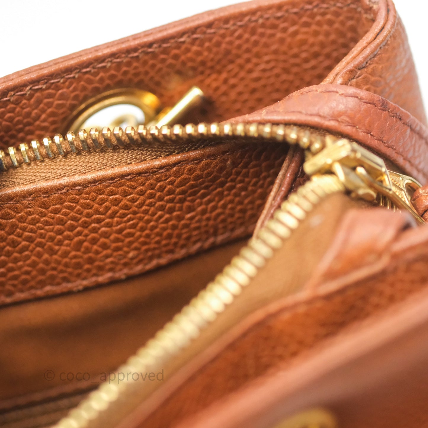 Chanel Vintage Tote Caramel Caviar 24K Gold Hardware