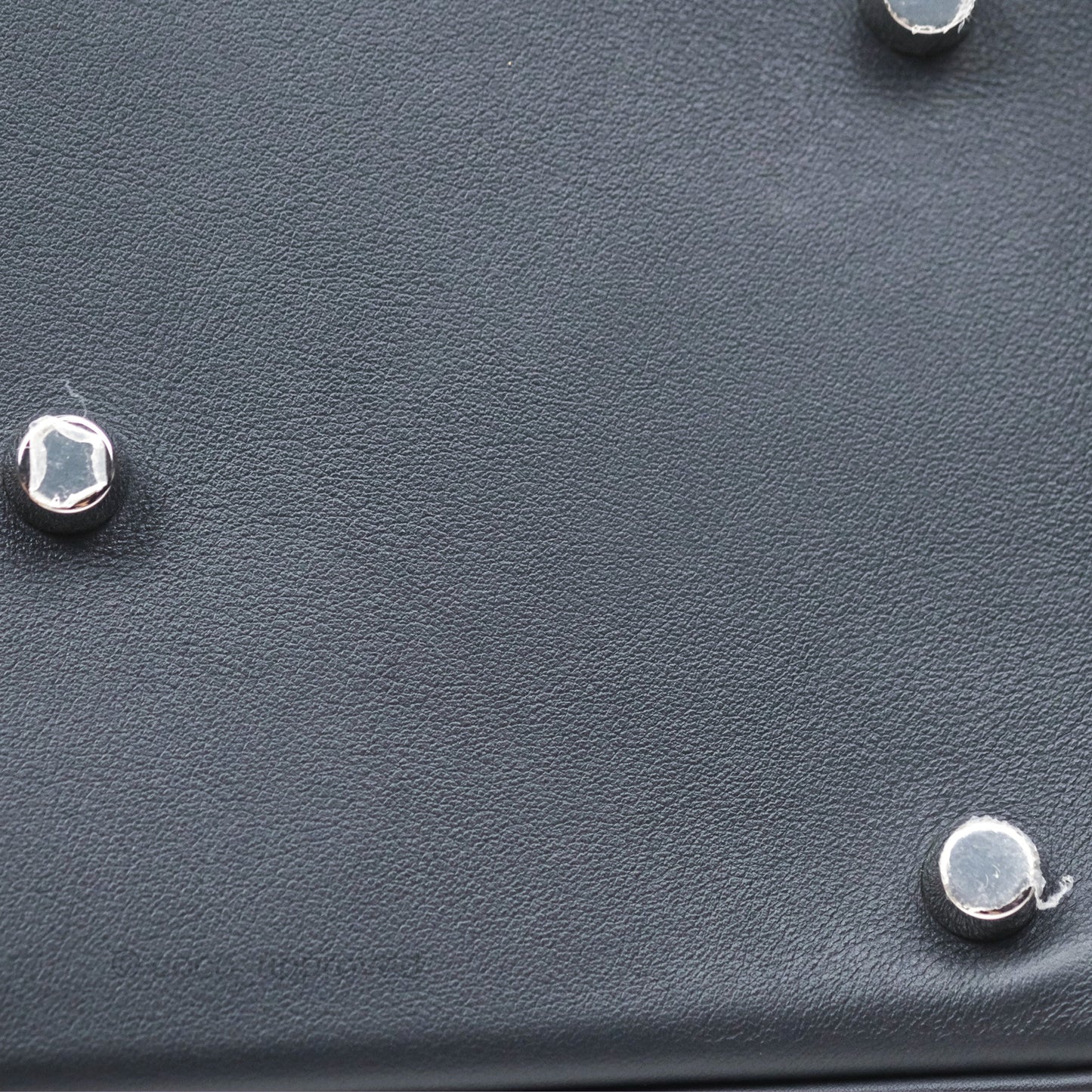 Hermès Lindy 26 Caban/Bleu Frida Swift Palladium Hardware