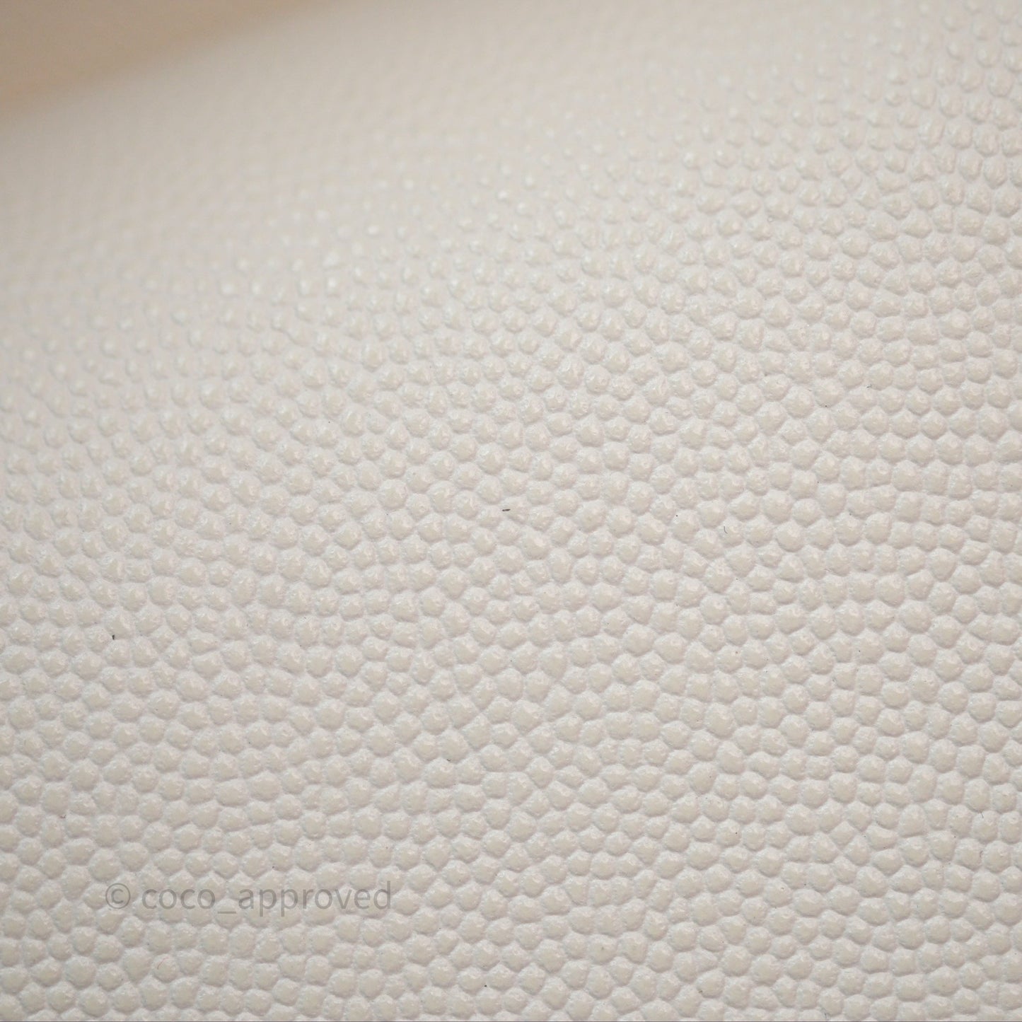 Chanel M/L Medium Classic Flap Quilted White Caviar Gold Hardware