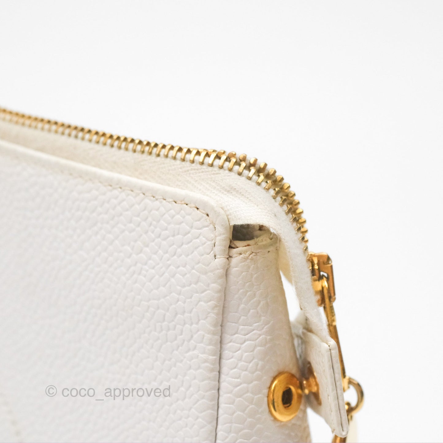 Chanel Vintage CC Clutch White Caviar Gold Hardware