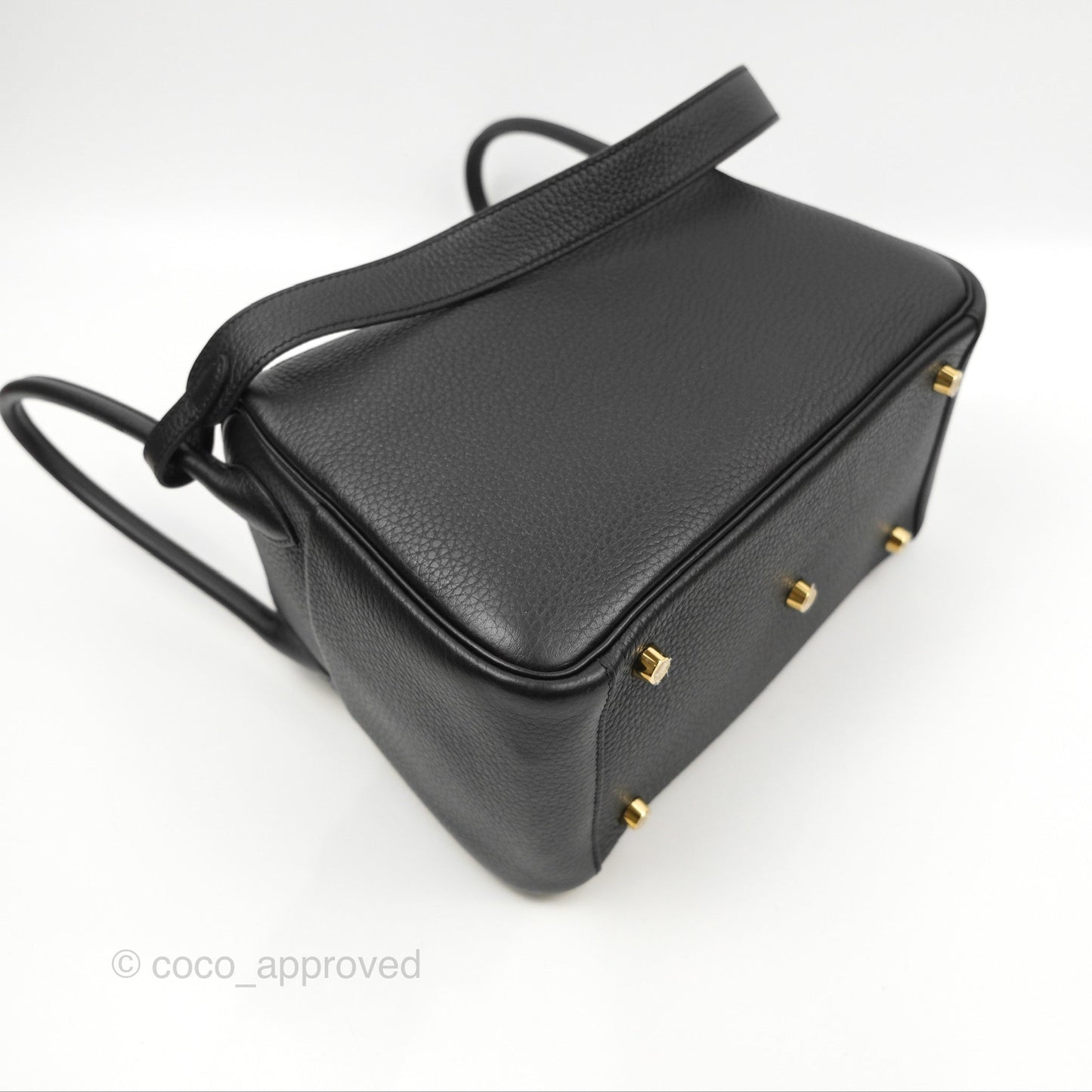 Hermès Lindy 26 Black Clemence Gold Hardware