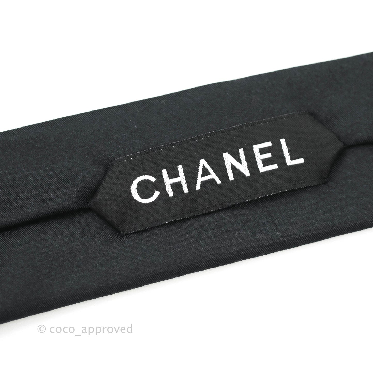 Chanel CC Silk Tie in Black & Pink