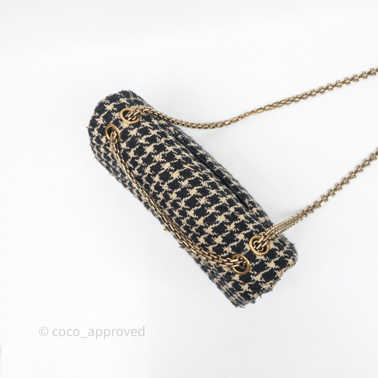 Chanel Reissue 225 Flap Houndstooth Beige Black Fabric Antique Gold Hardware