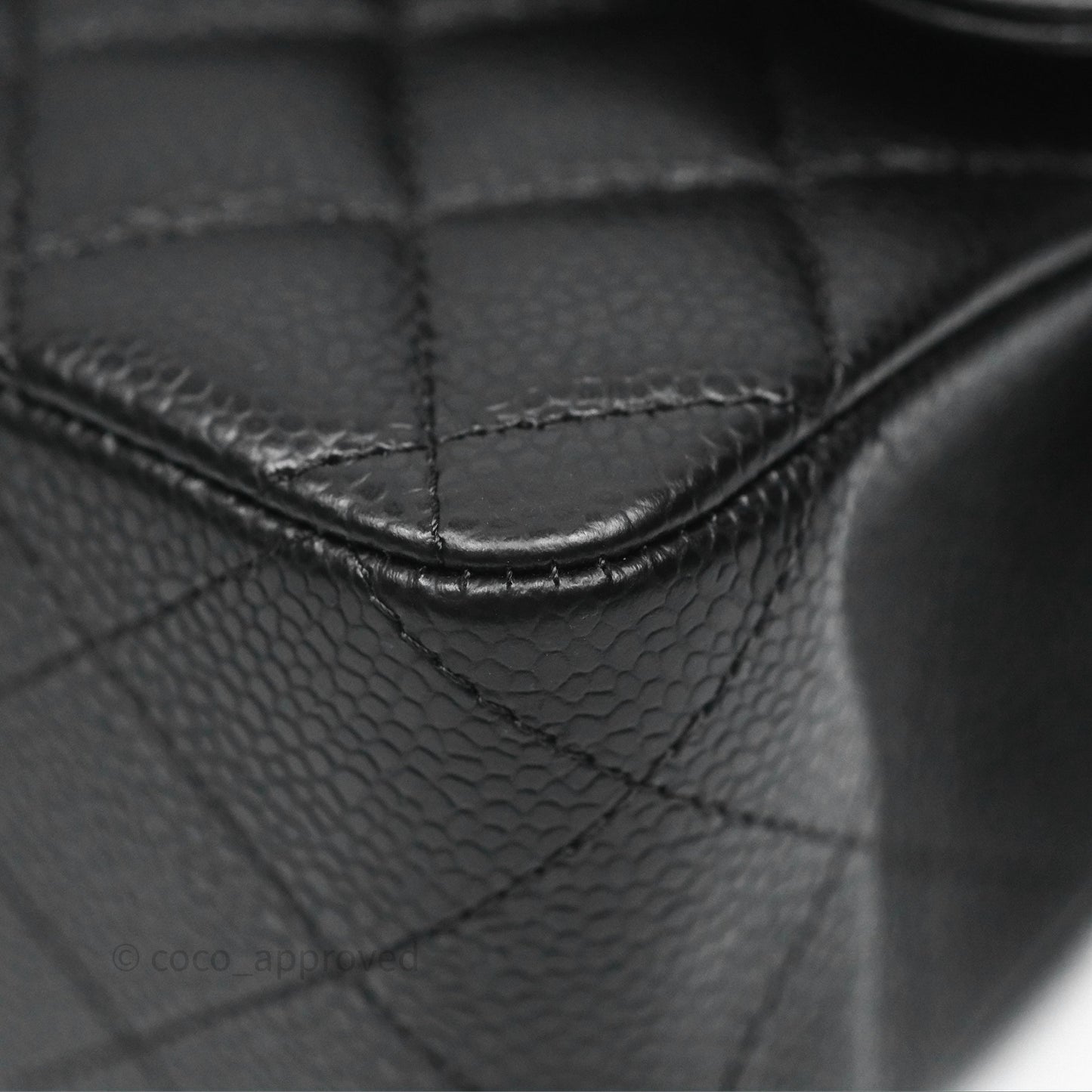 Chanel Classic M/L Medium Flap Quilted Black Caviar Gold Hardware