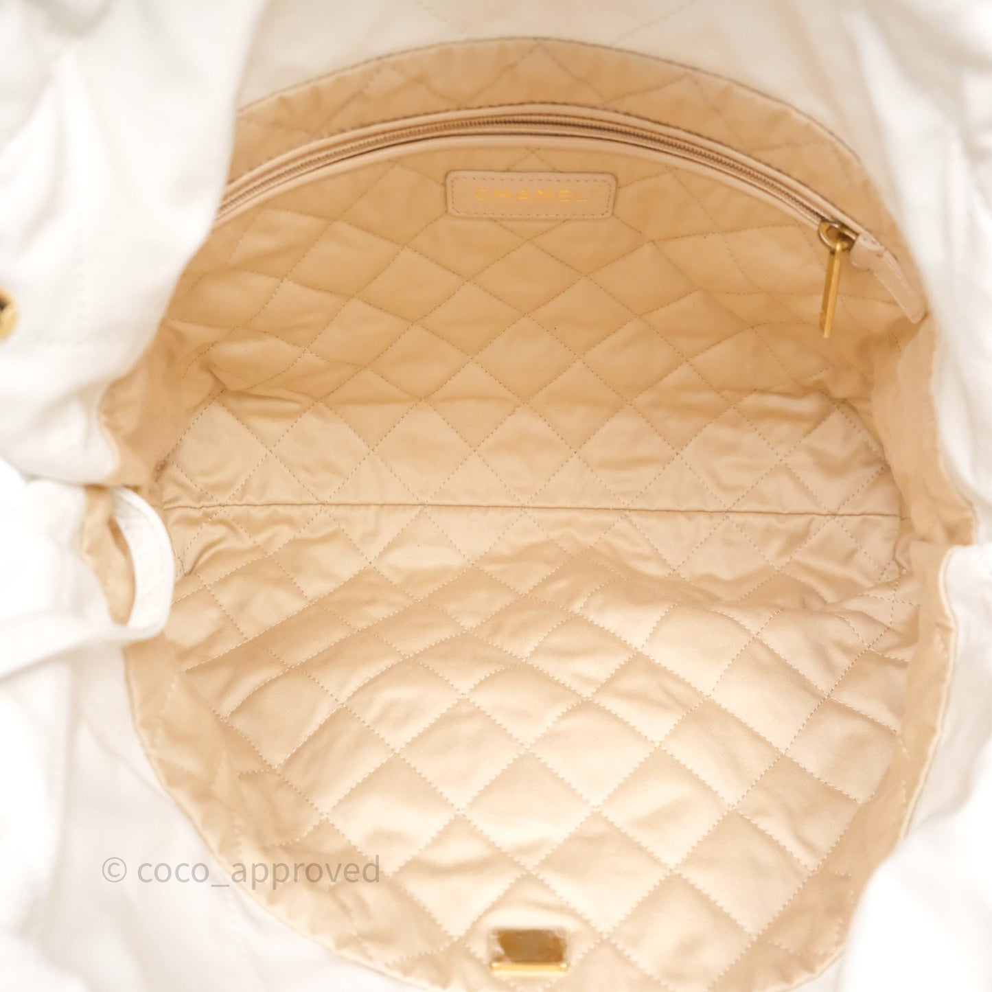 Chanel 22 Small White Shiny Crumpled Calfskin Aged Gold Hardware