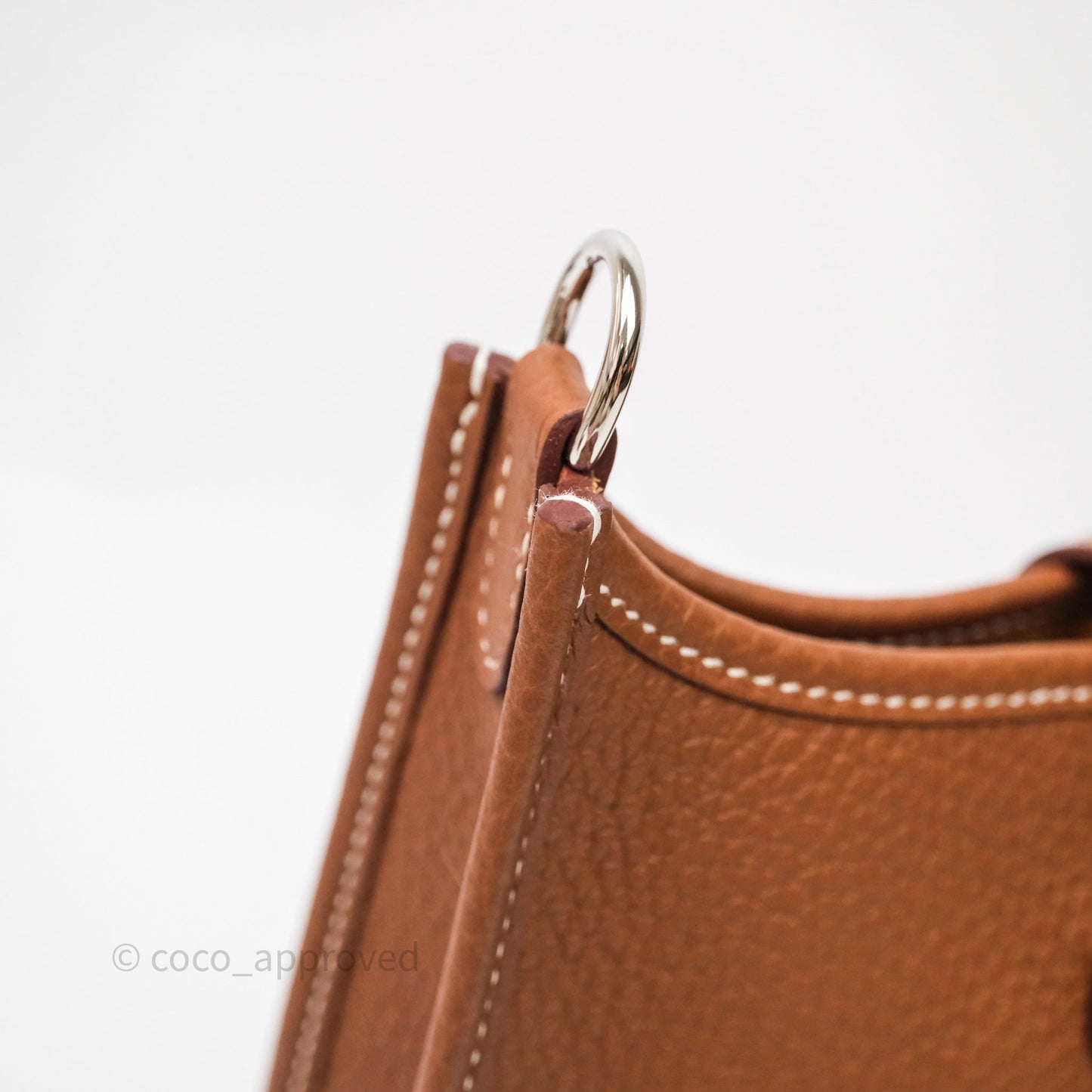 Hermès Mini Evelyne 16 Gold Clemence Gold Hardware