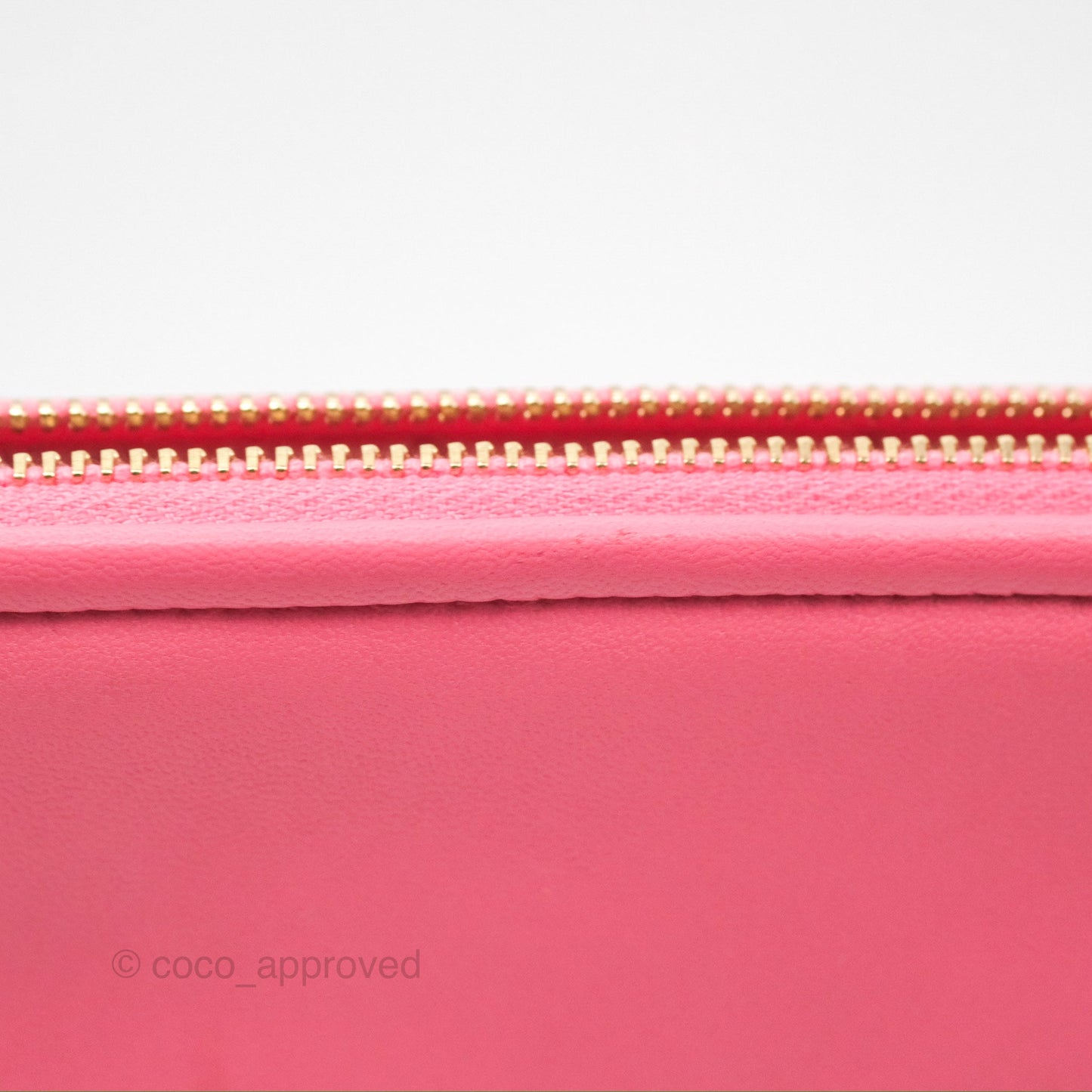 Chanel Cosmetic Case Clutch Patchwork Lambskin Gold Hardware