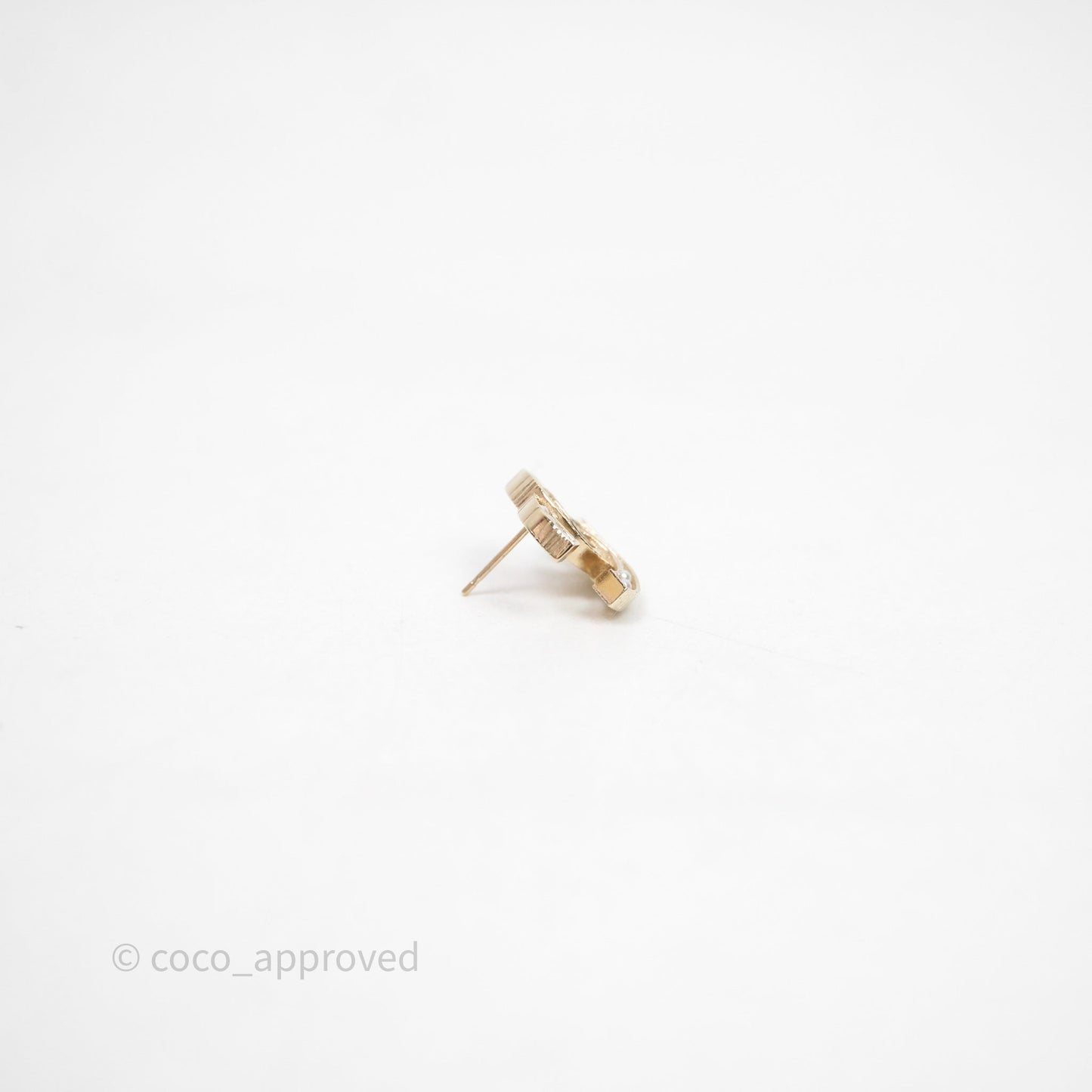 Chanel Pearl CC Earrings Gold Tone 21B