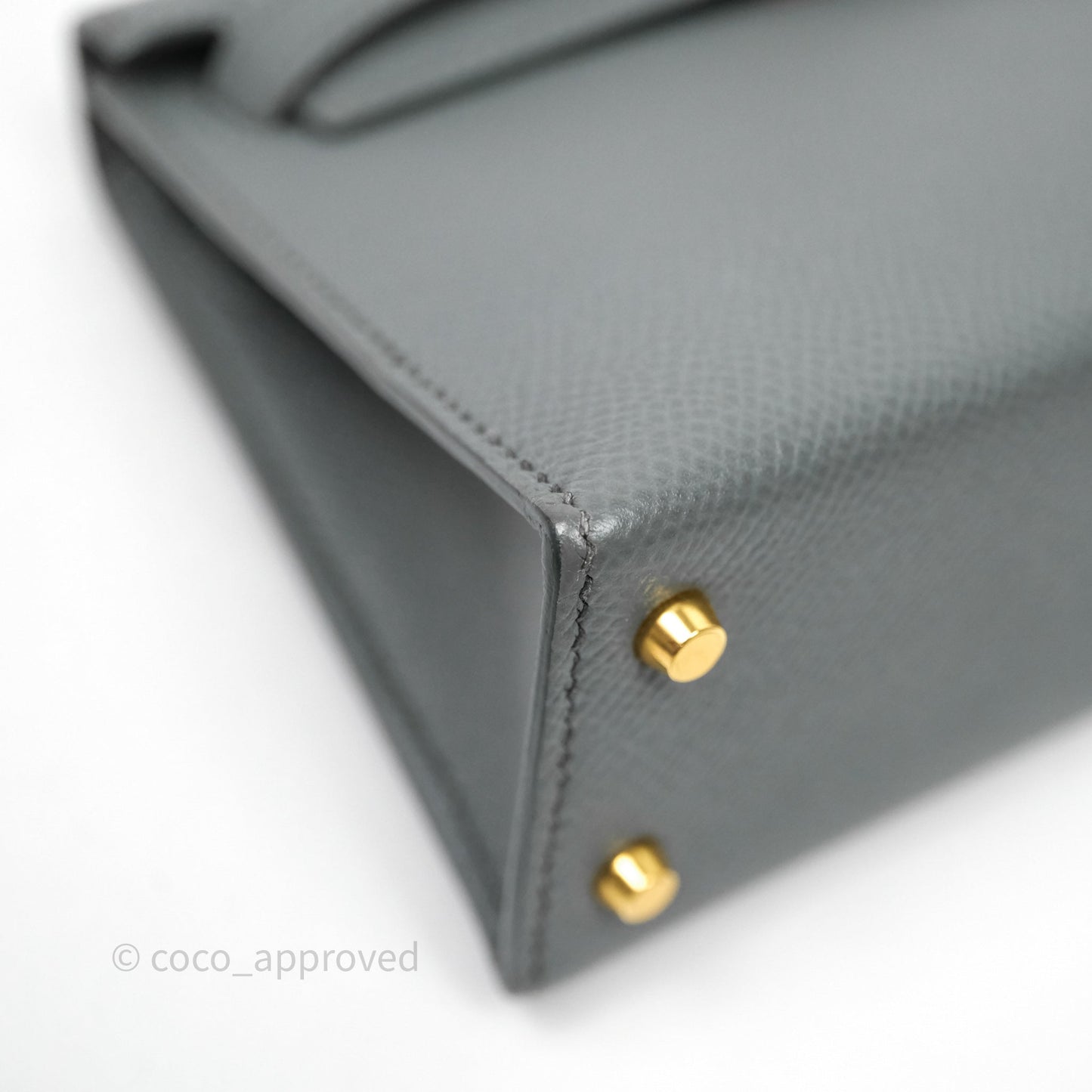 Hermès Mini Kelly Vert Amande 63 Epsom Gold Hardware