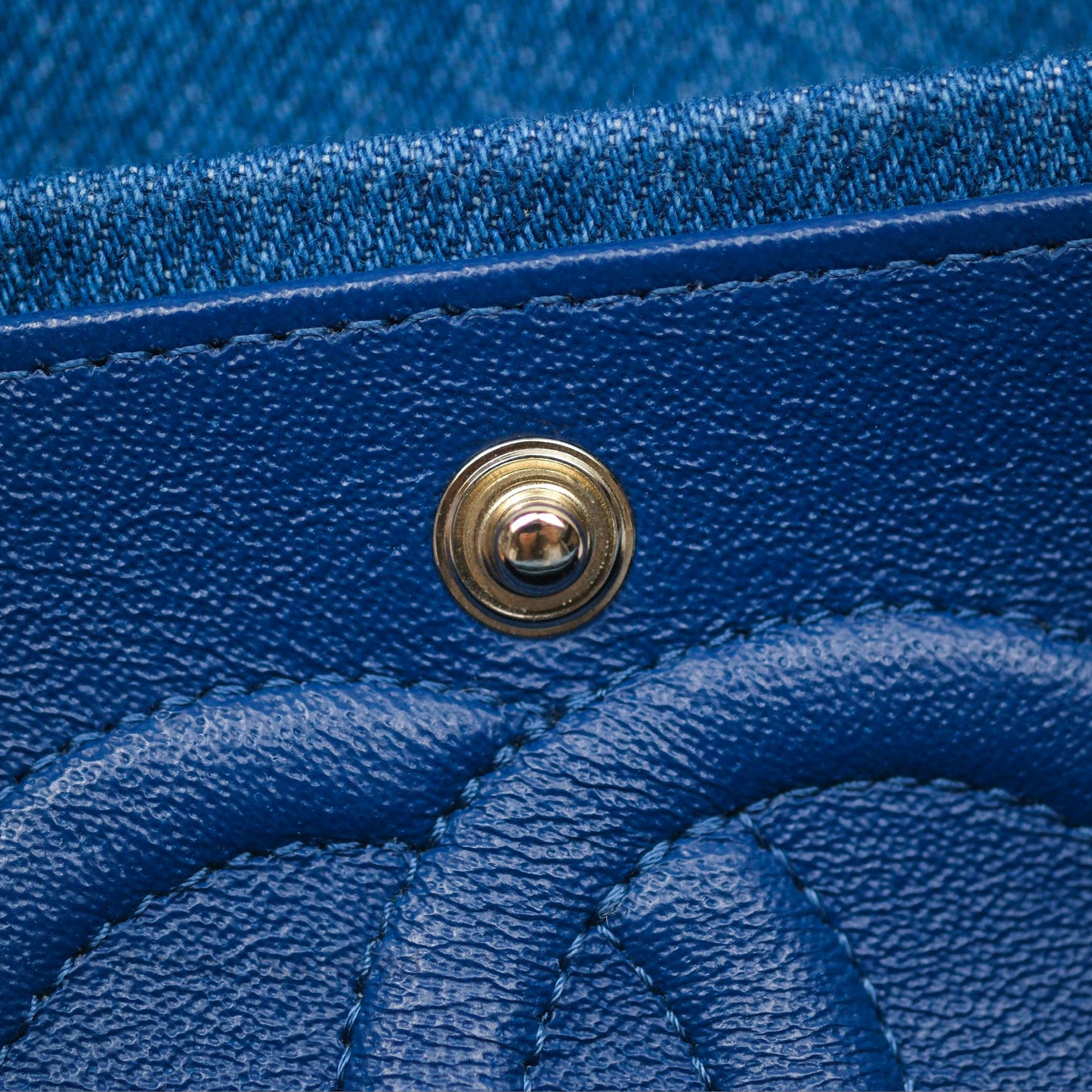 Chanel Classic M/L Medium Flap Quilted Denim Gold Hardware 19P