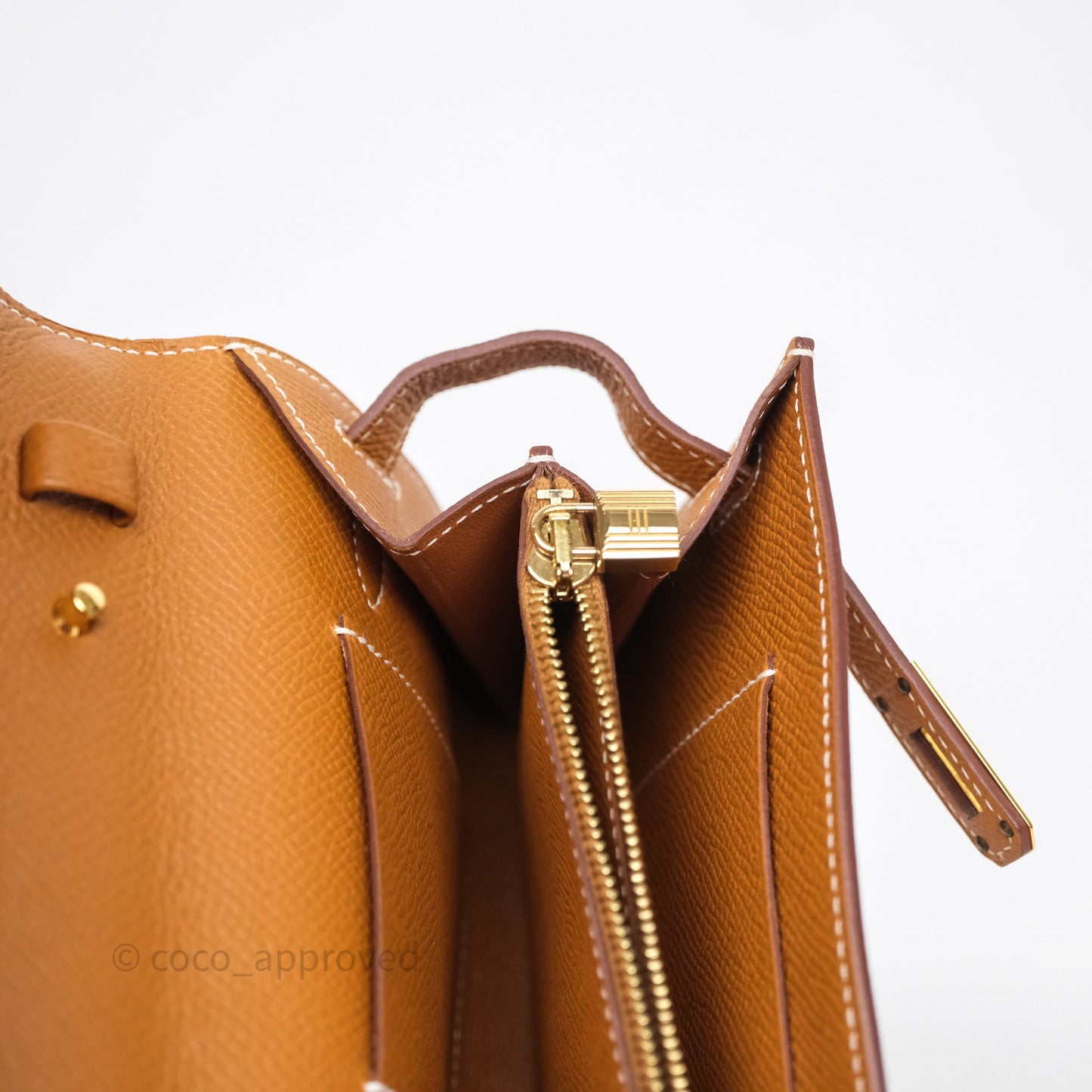 Hermès Kelly To Go Wallet Gold 37 Epsom Gold Hardware