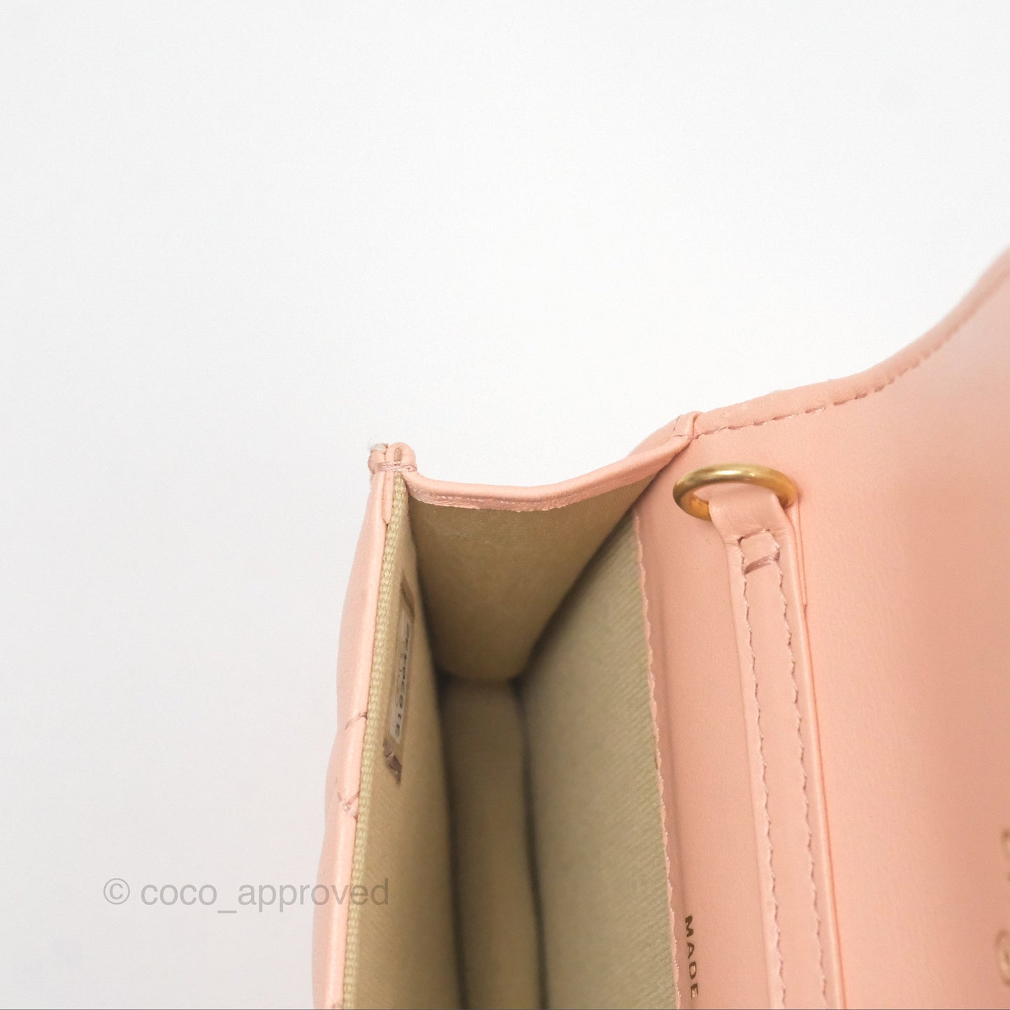 Chanel Pearl Crush Card Holder Pink Beige Lambskin Aged Gold Hardware