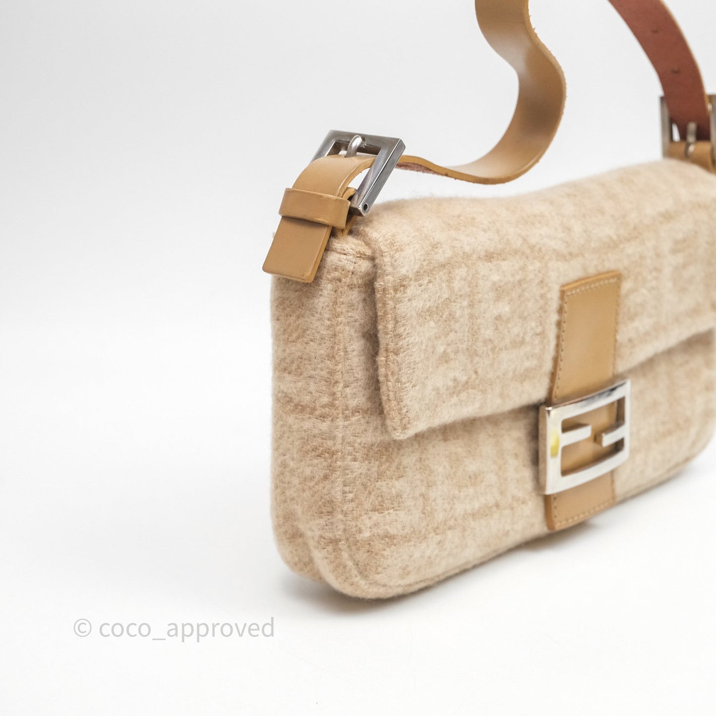 Fendi Vintage Baguette Shoulder Bag Wool Beige