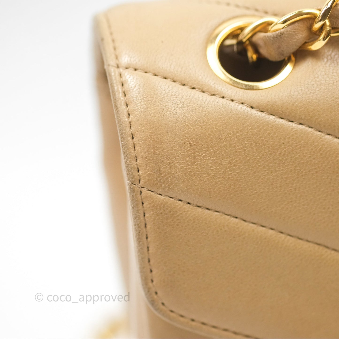 Chanel Vintage Medium Flap Chevron Beige Lambskin 24K Gold Hardware