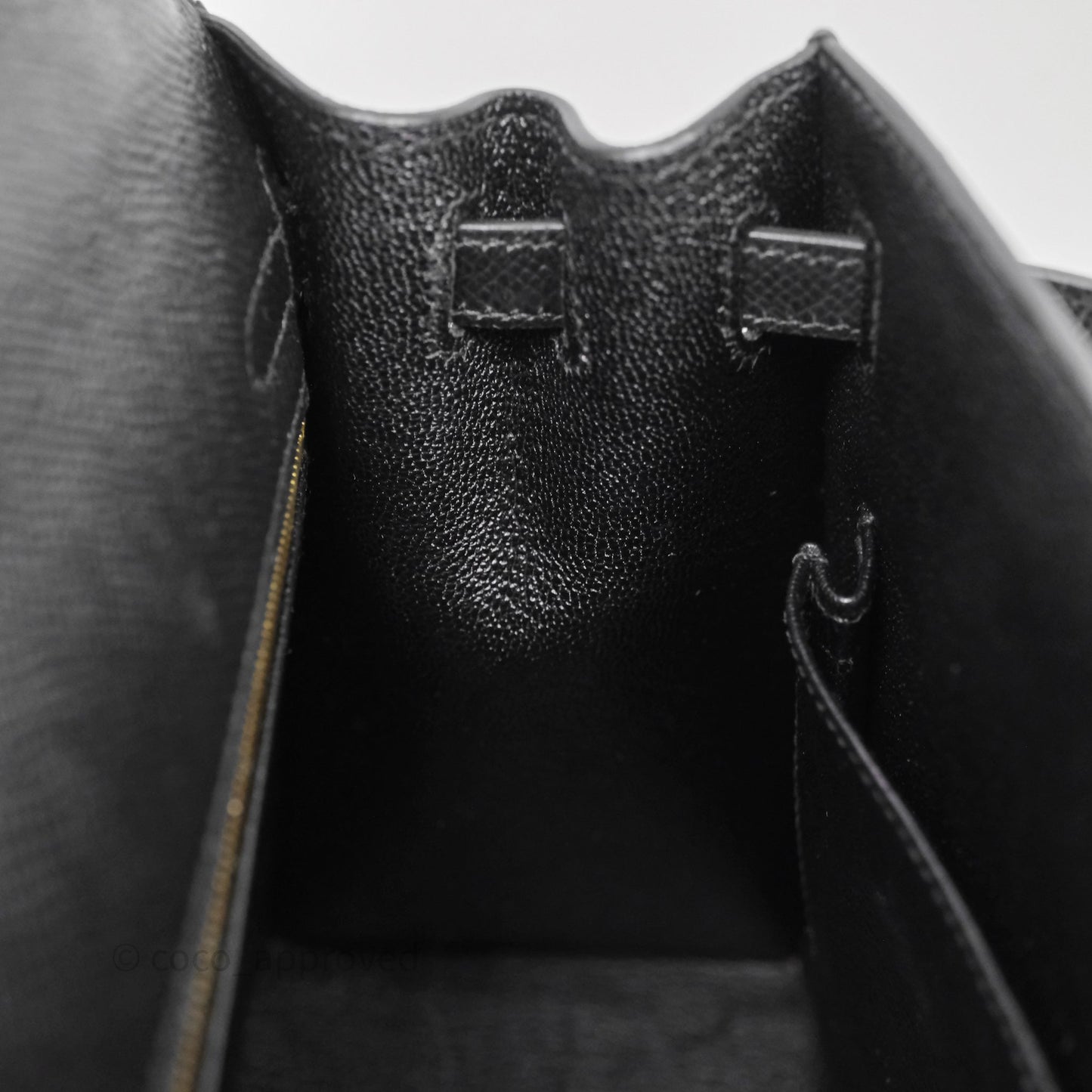 Hermès Kelly 25 Black Noir 89 Epsom Gold Hardware