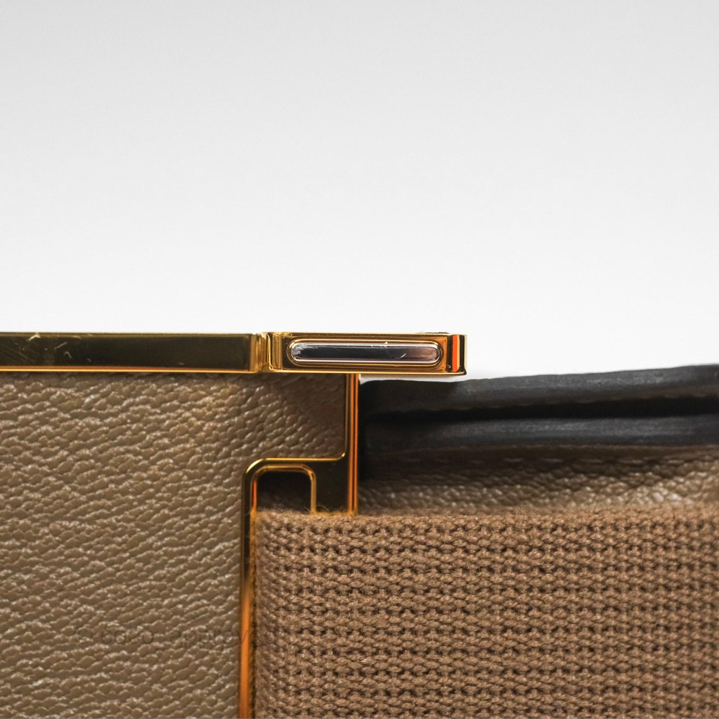 Hermès Geta Bag Etoupe Chevre Mysore Gold Hardware