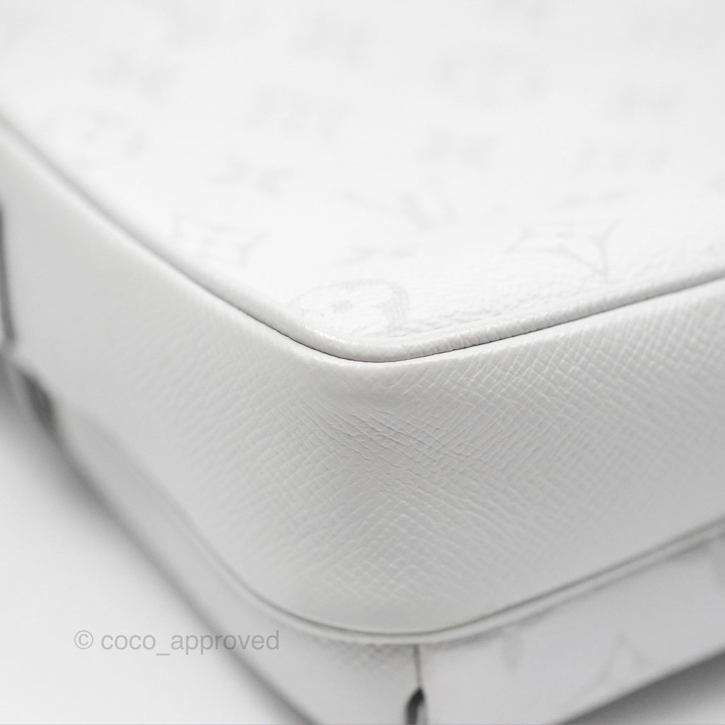 Louis Vuitton Monogram Taigarama Outdoor Messenger