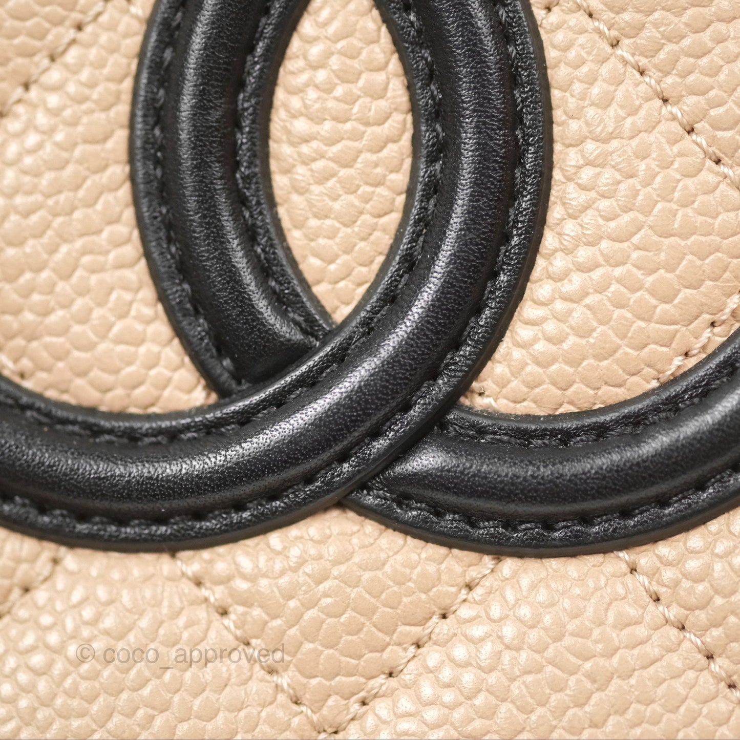 Chanel Quilted Medium CC Filigree Vanity Case Beige Black Caviar Gold Hardware