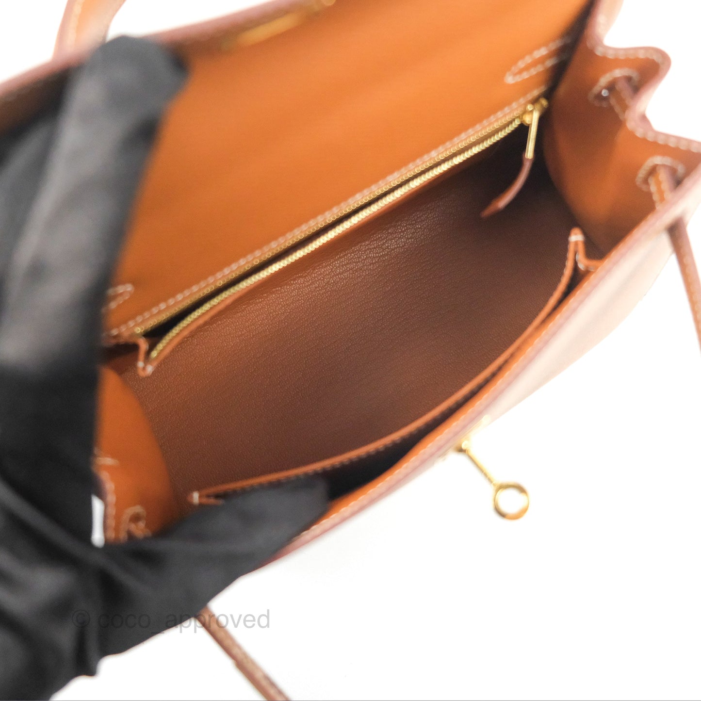 Hermès Kelly 25 Sellier Gold Epsom Gold Hardware