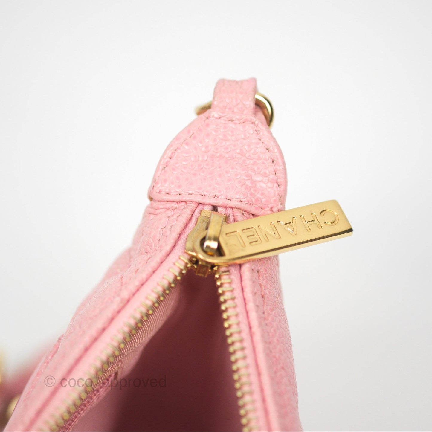 Chanel Vintage CC Quilted Shoulder Bag Pink Caviar Gold Hardware