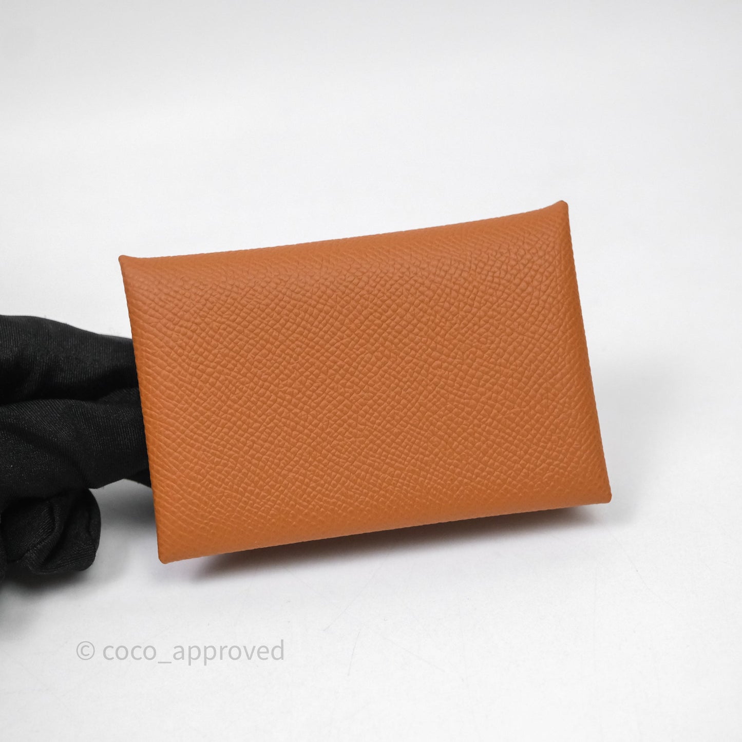 Hermès Calvi Card Holder Gold Epsom