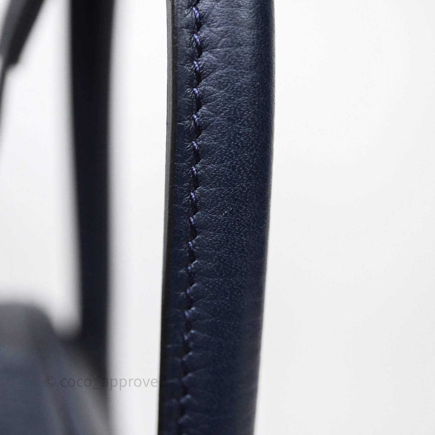 Hermès Lindy 30 Bleu Nuit 2Z Clemence Gold Hardware