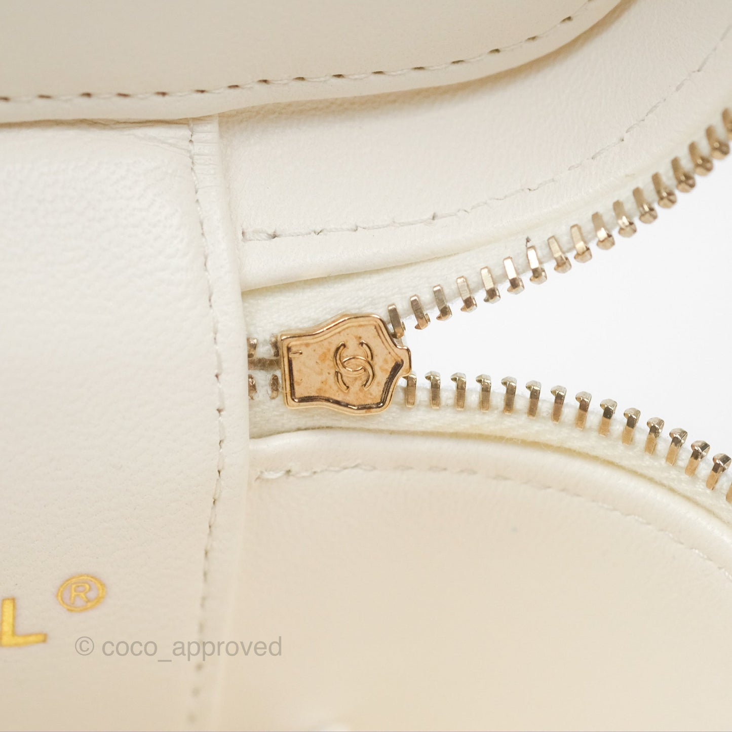 Chanel Quilted Top Handle Vanity Case White Caviar Gold Hardware