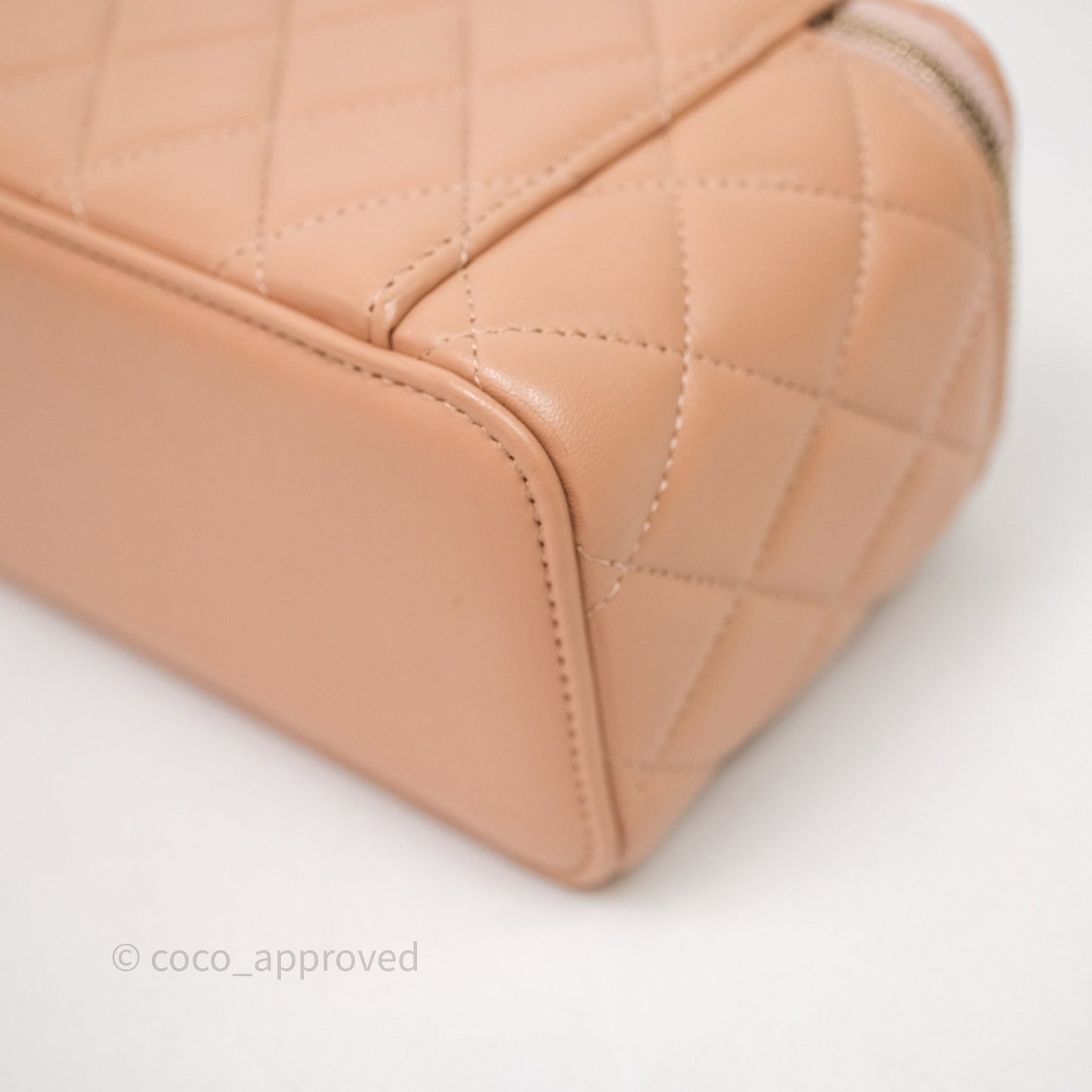 Chanel Vanity Rectangular Top Handle Beige Lambskin Aged Gold Hardware