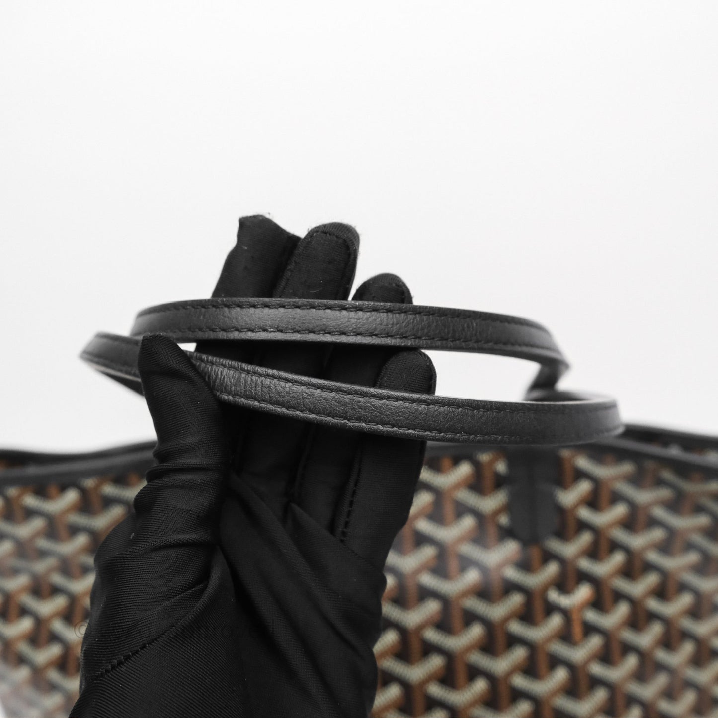 Goyard Artois Tote PM⁣⁣⁣⁣⁣⁣⁣⁣⁣⁣⁣⁣⁣⁣⁣⁣⁣⁣⁣⁣ Goyardine Canvas Black
