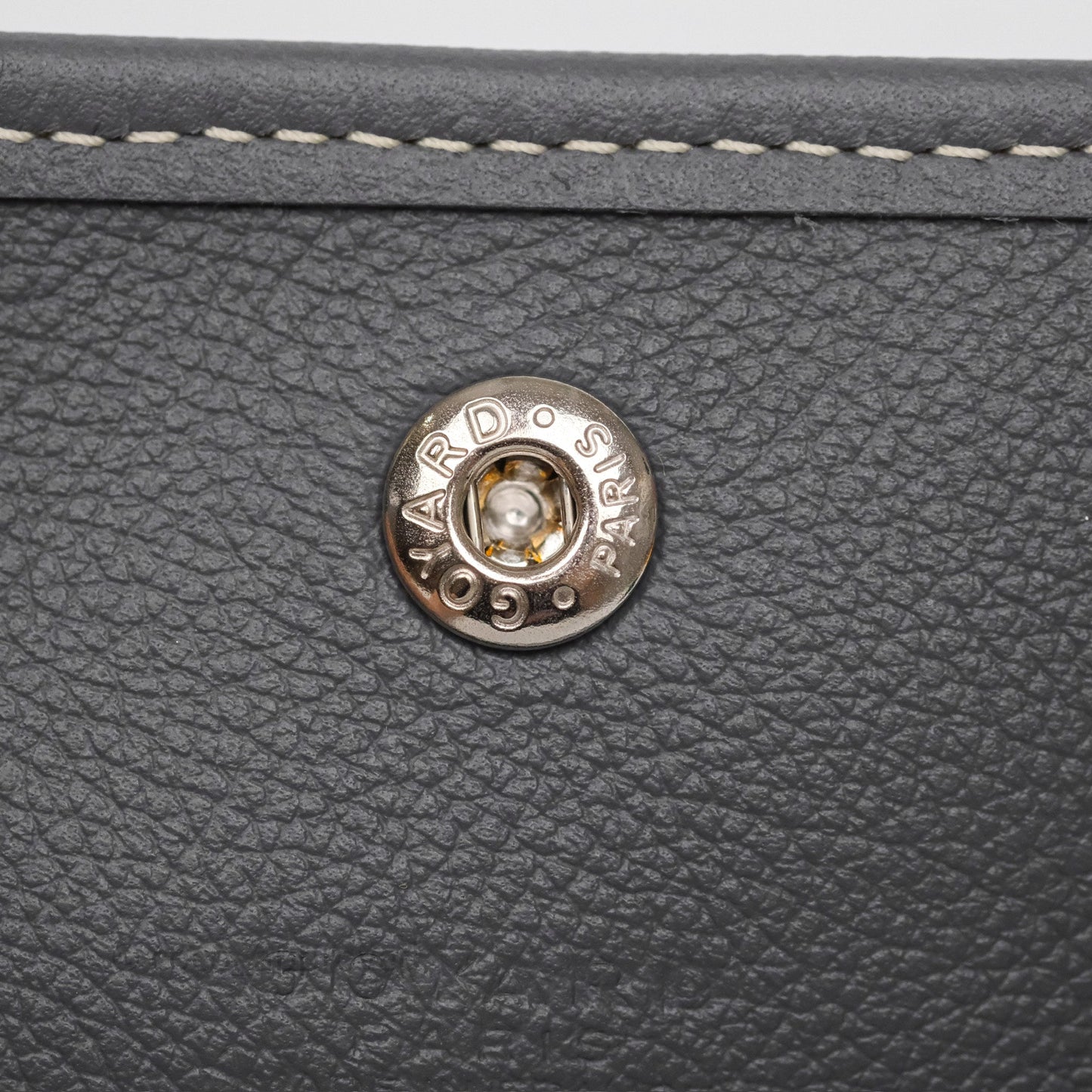 Goyard St Louis Tote PM ⁣⁣⁣⁣⁣⁣⁣⁣⁣⁣⁣⁣⁣⁣⁣⁣⁣⁣⁣⁣Grey